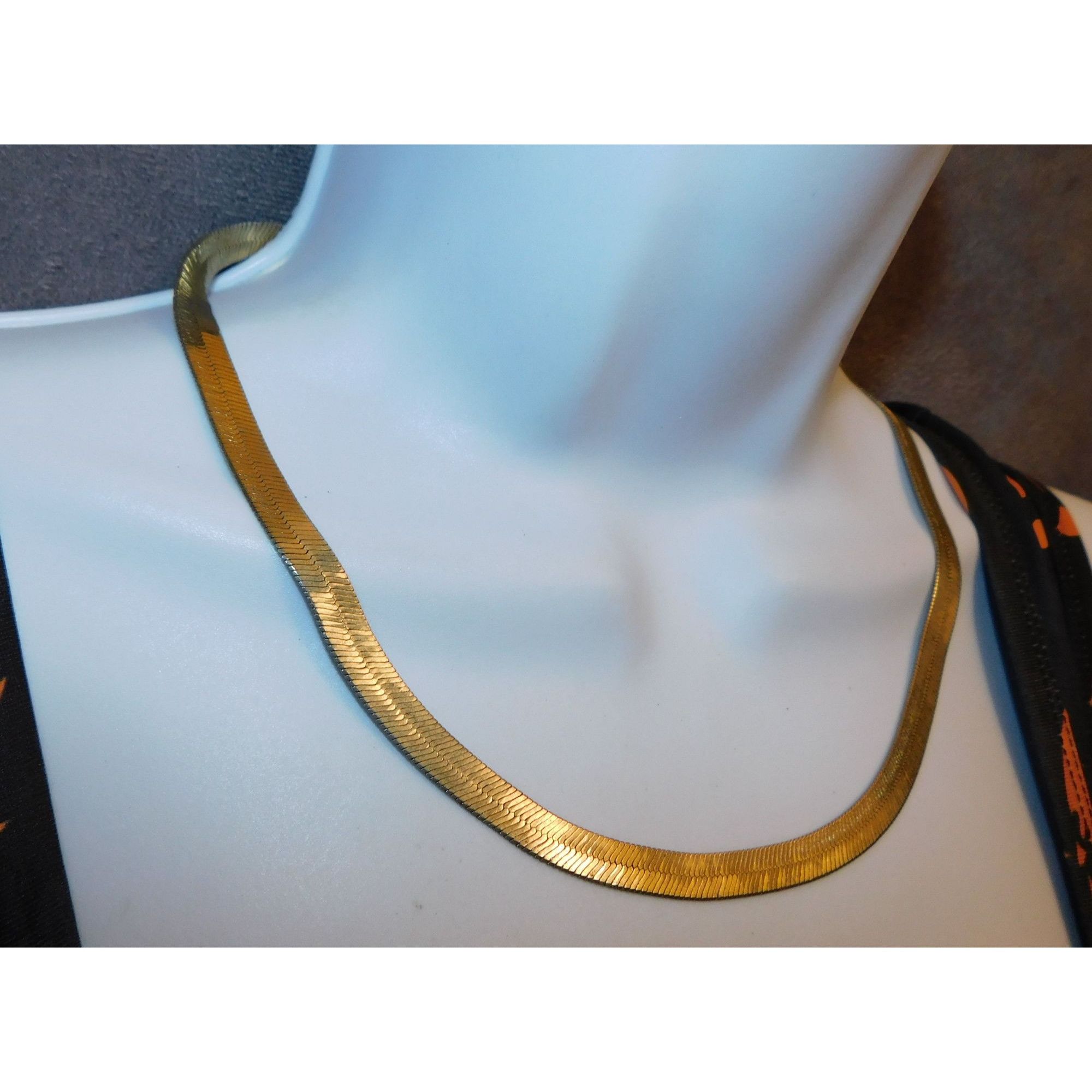 Other Simple Gold Tone Flat Ribbon Chain Necklace Size ONE SIZE - 2 Thumbnail