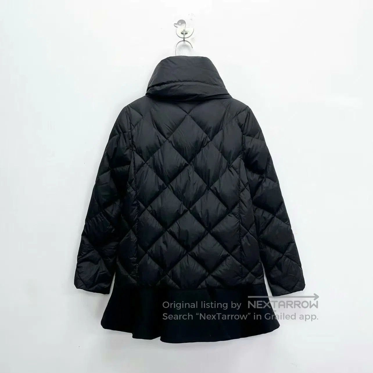 Moncler Moncler Vouglans Diamond-Quilted Down Jacket. Size XS / US 0-2 / IT 36-38 - 2 Thumbnail