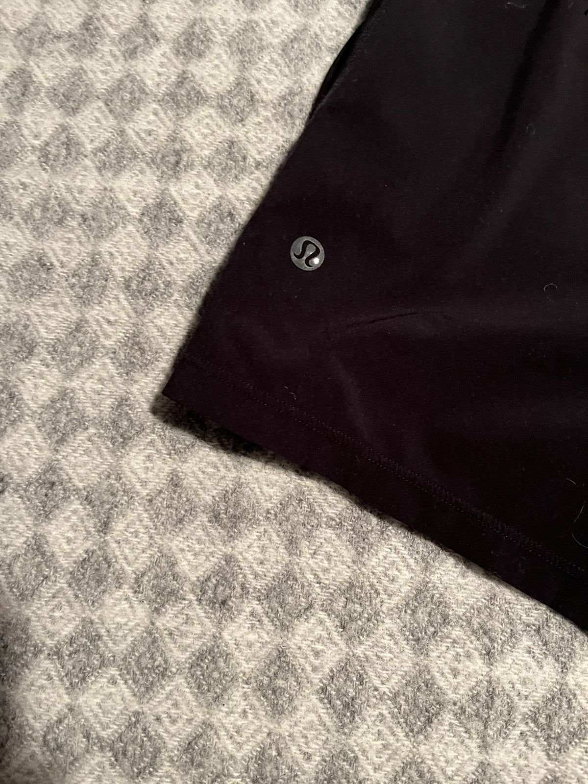 Lululemon Mens Lululemon Shorts Size 32 Waist Size US 32 / EU 48 - 3 Thumbnail