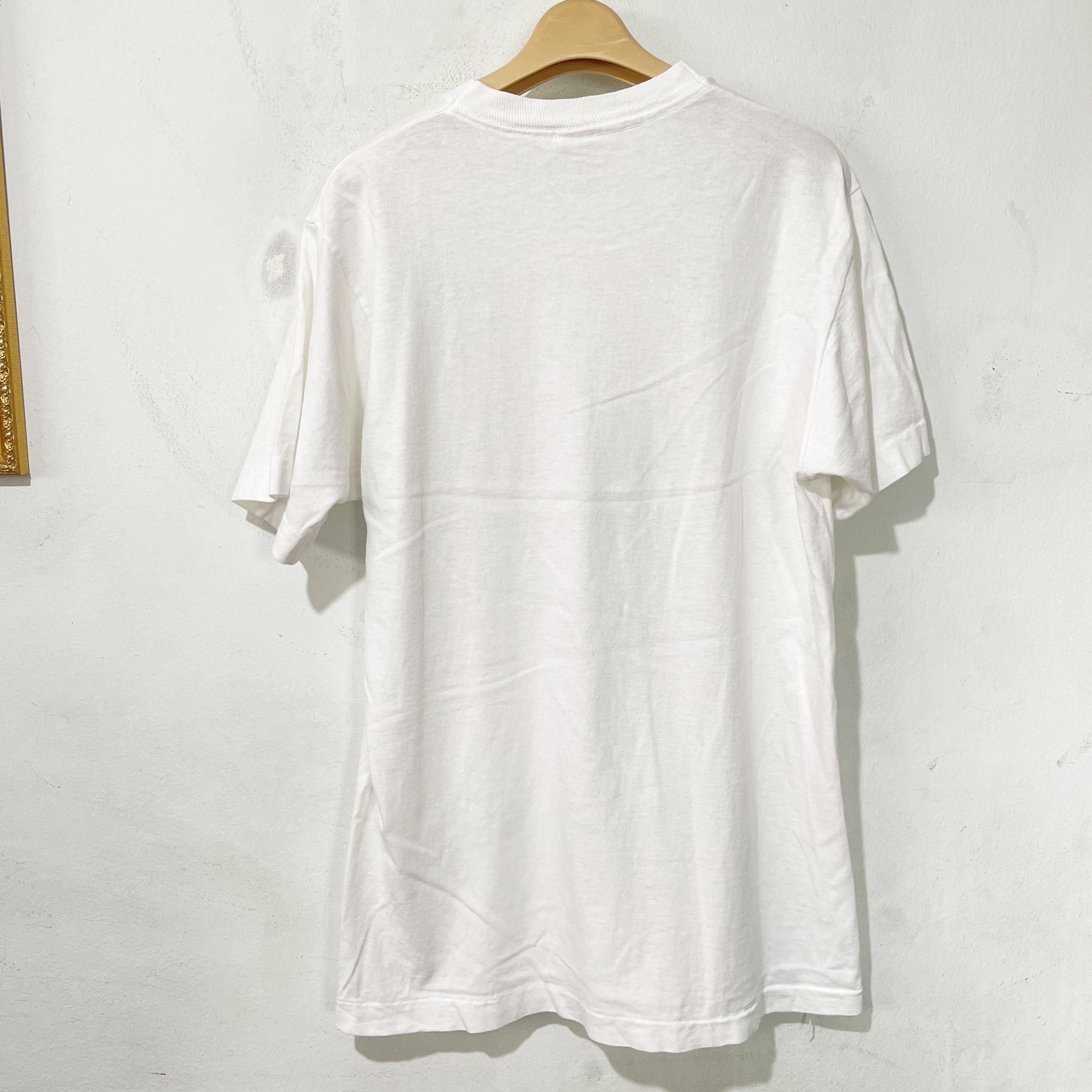 Vintage Vintage 90s Jim Morris Tree T-Shirt Size US M / EU 48-50 / 2 - 4 Thumbnail