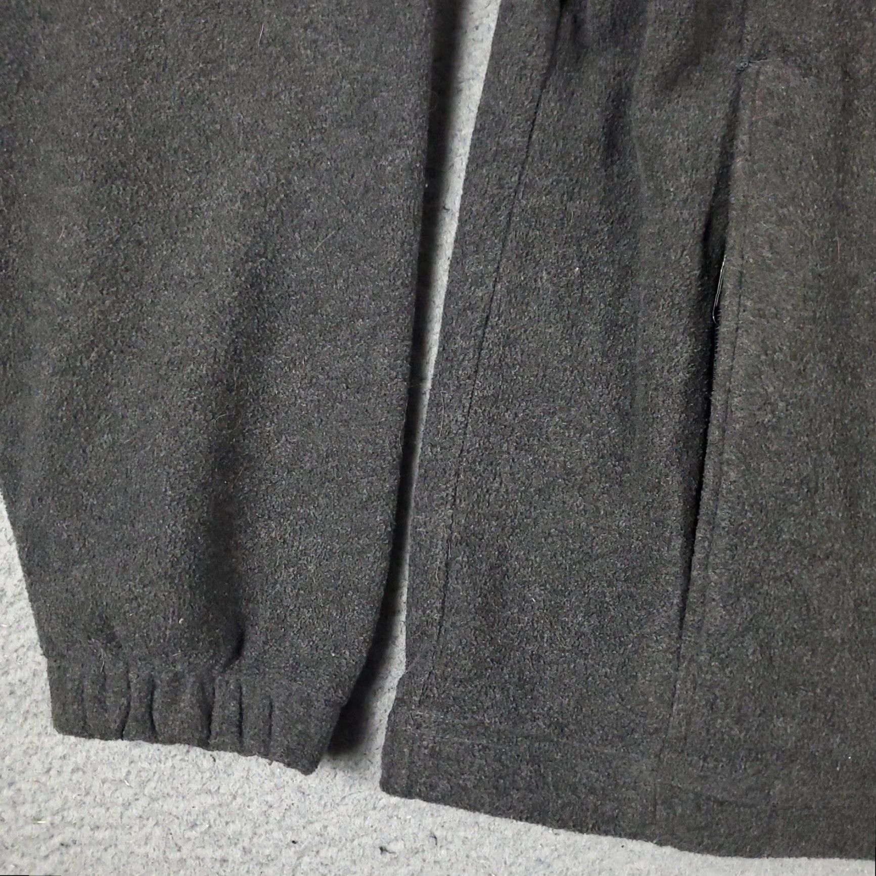 Vintage Columbia Sweater Mens M Gray Full Zip Up Regular Fit Pockets Logo Outdoor Modern 80s Holiday Men Size US M / EU 48-50 / 2 - 2 Thumbnail