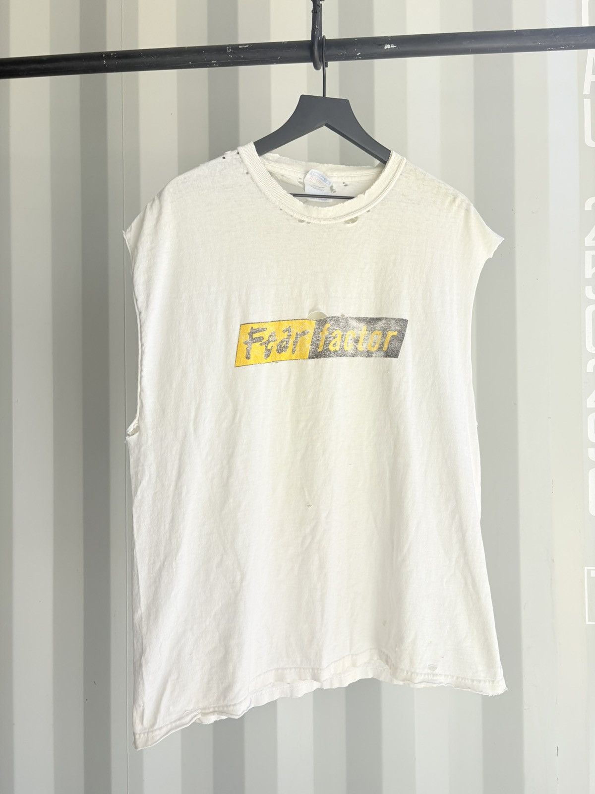 Vintage Thrashed Fear Factor Faded Tee Shirt Distressed ERD Grunge Size US XL / EU 56 / 4 - 1 Thumbnail