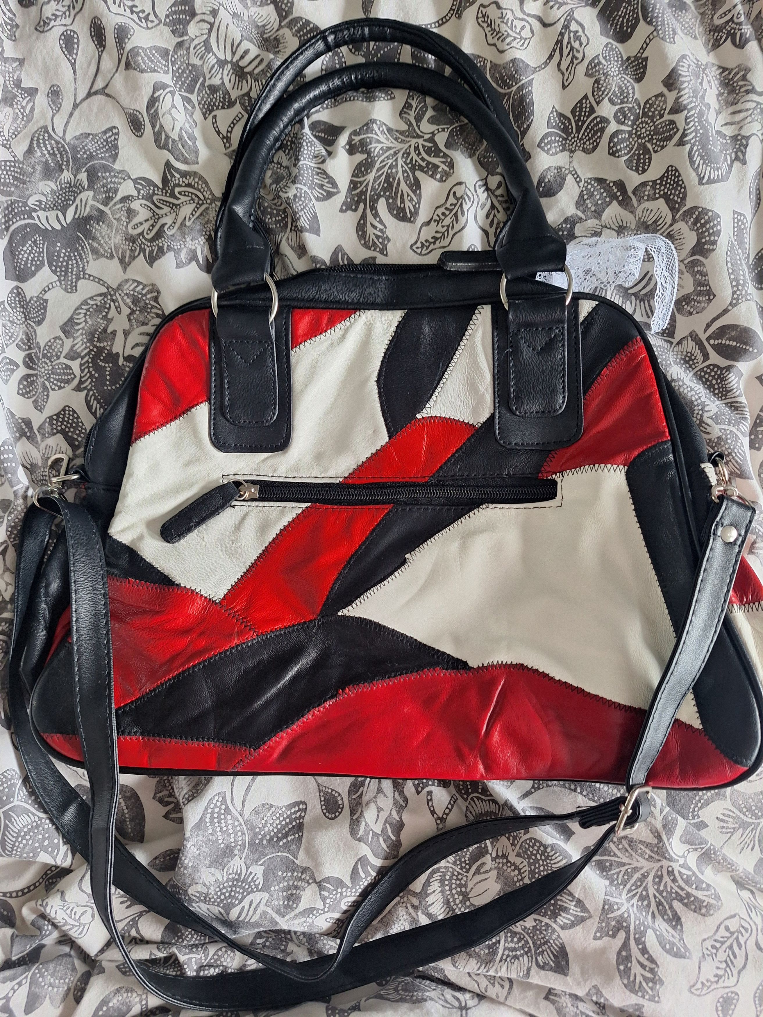 Vintage Patchwork leather bag vintage aesthetic coquette Size ONE SIZE - 4 Thumbnail