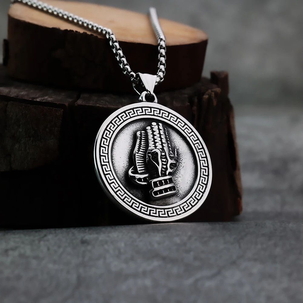 Jewelry Viking Saint Hand Round Necklace Size ONE SIZE - 1 Thumbnail