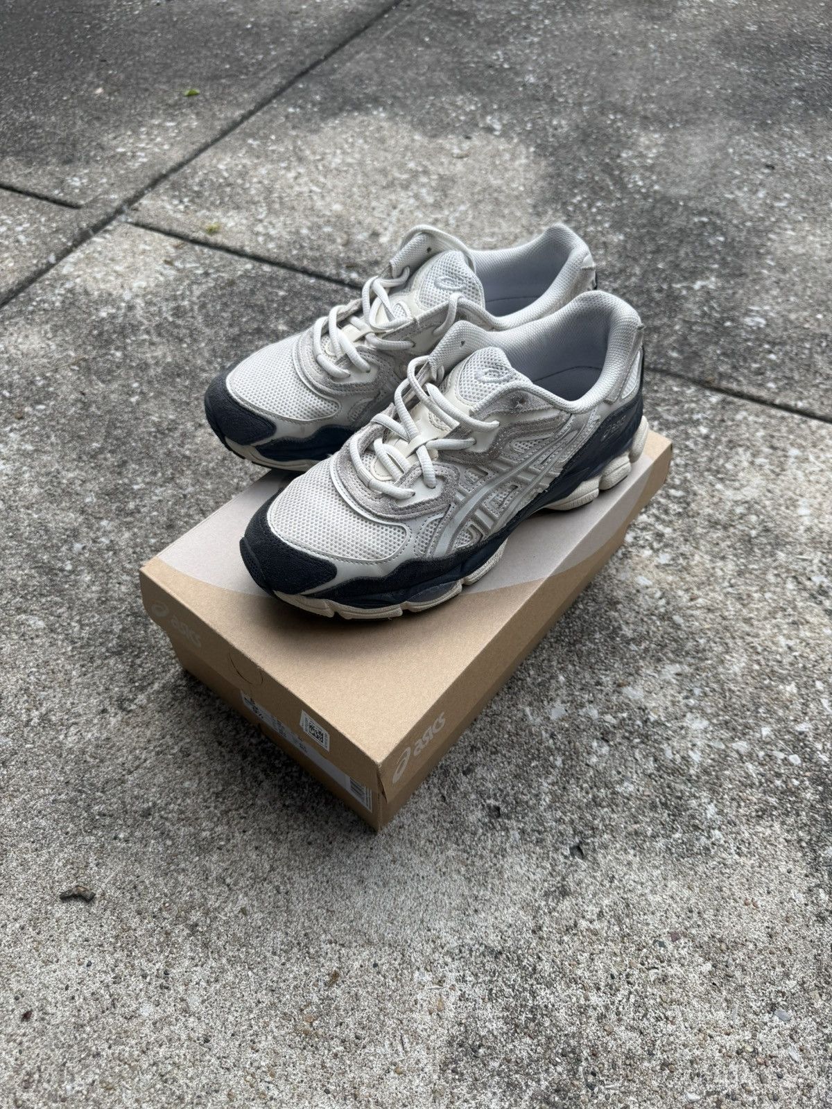 Asics Gel-NYC White Smoke Grey Size US 8 / EU 41 - 11 Thumbnail