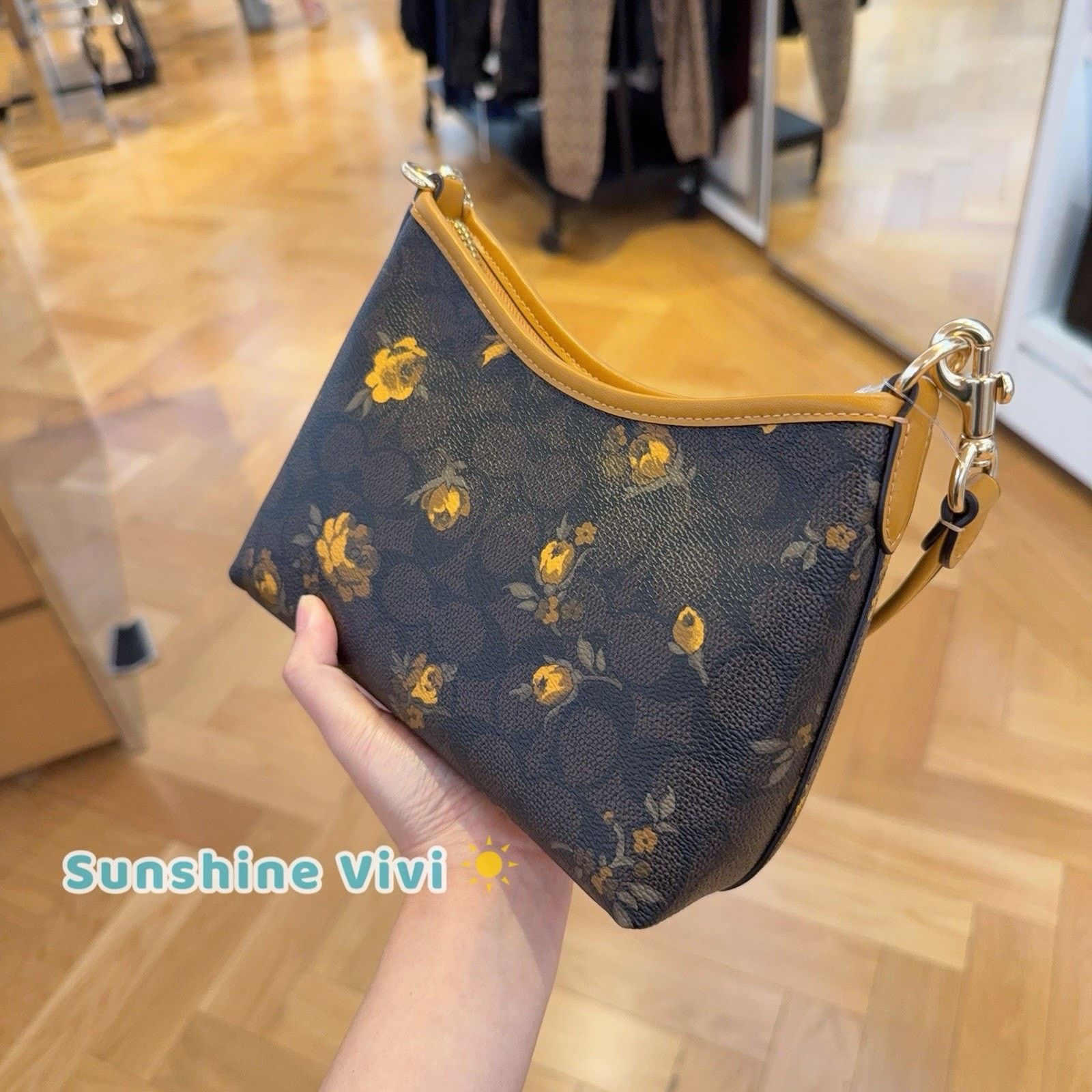 Coach NWT Coach Laurel Small Shoulder Bag Floral CCF17 Yellow Size ONE SIZE - 3 Thumbnail