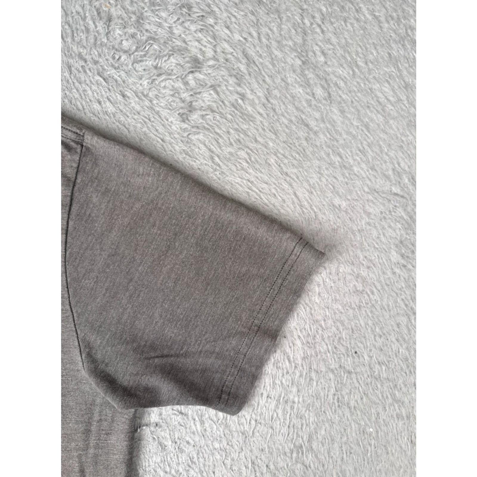 The North Face The North Face Men’s T-Shirt Shirt Medium Gray Crew Neck Cotton Blend Slim Fit Logo Knit All Seasons Outdoor 90s (if applicable) Mens Size US M / EU 48-50 / 2 - 2 Thumbnail