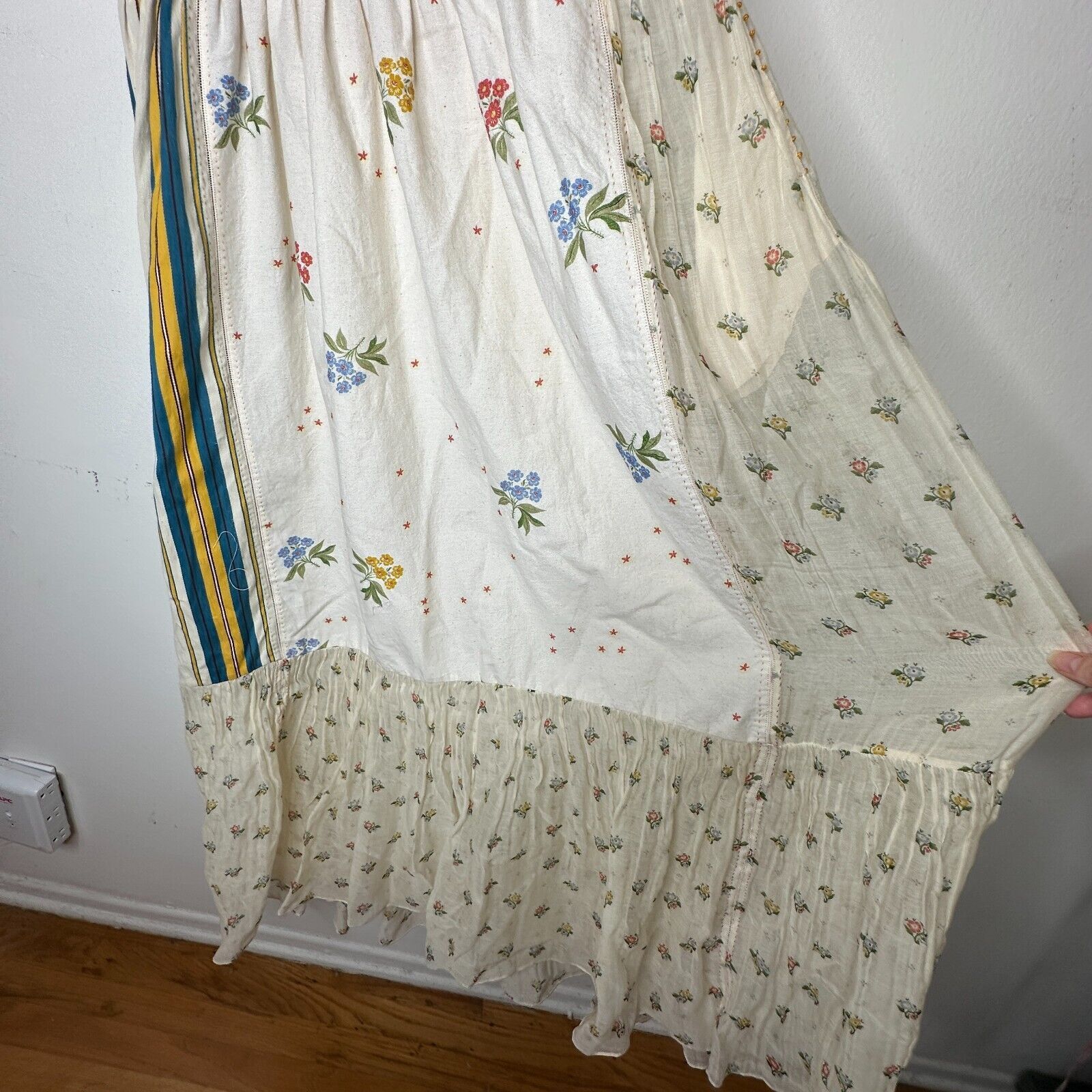 Other Pero Tan Teal Gold VNeck Floral Stripe Empire Ruffle Maxi 38 Size M / US 6-8 / IT 42-44 - 5 Thumbnail