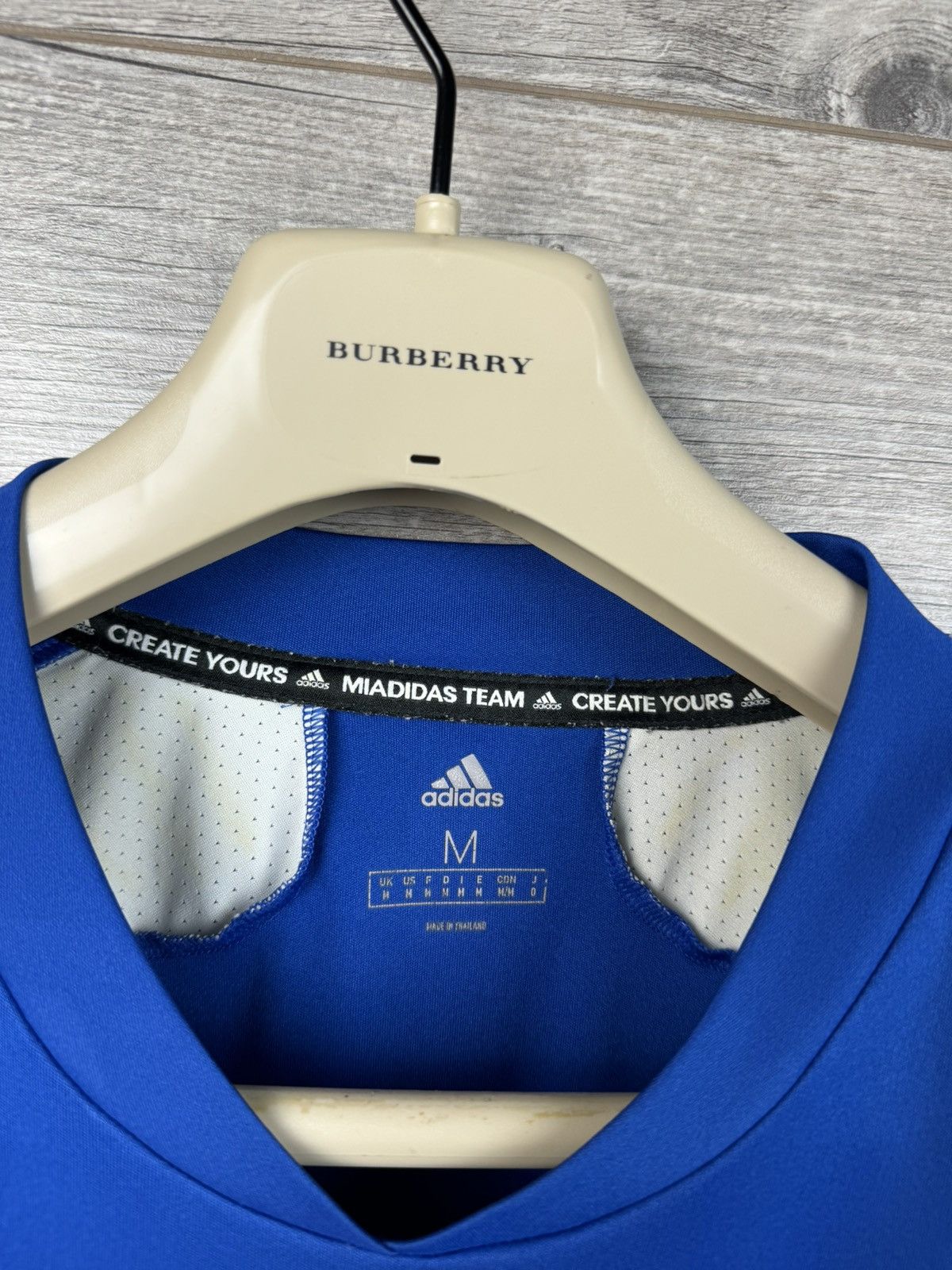 Adidas Adidas Soccer Jersey Streetwear Tee T-shirt size M Size US M / EU 48-50 / 2 - 6 Thumbnail