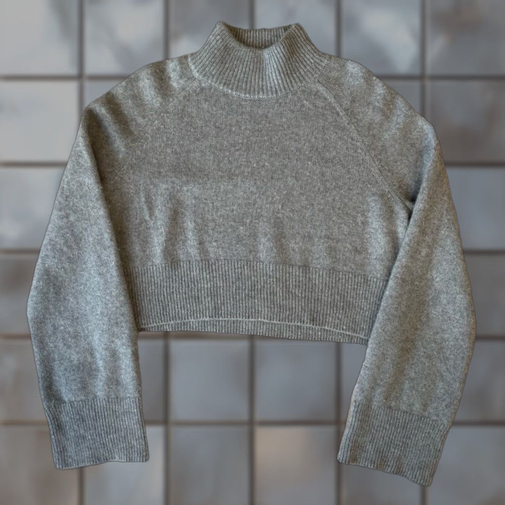 Reformation Reformation Garrett Cashmere Cropped Sweater Women's L Gray Turtleneck Pullover Size L / US 10 / IT 46 - 1 Thumbnail