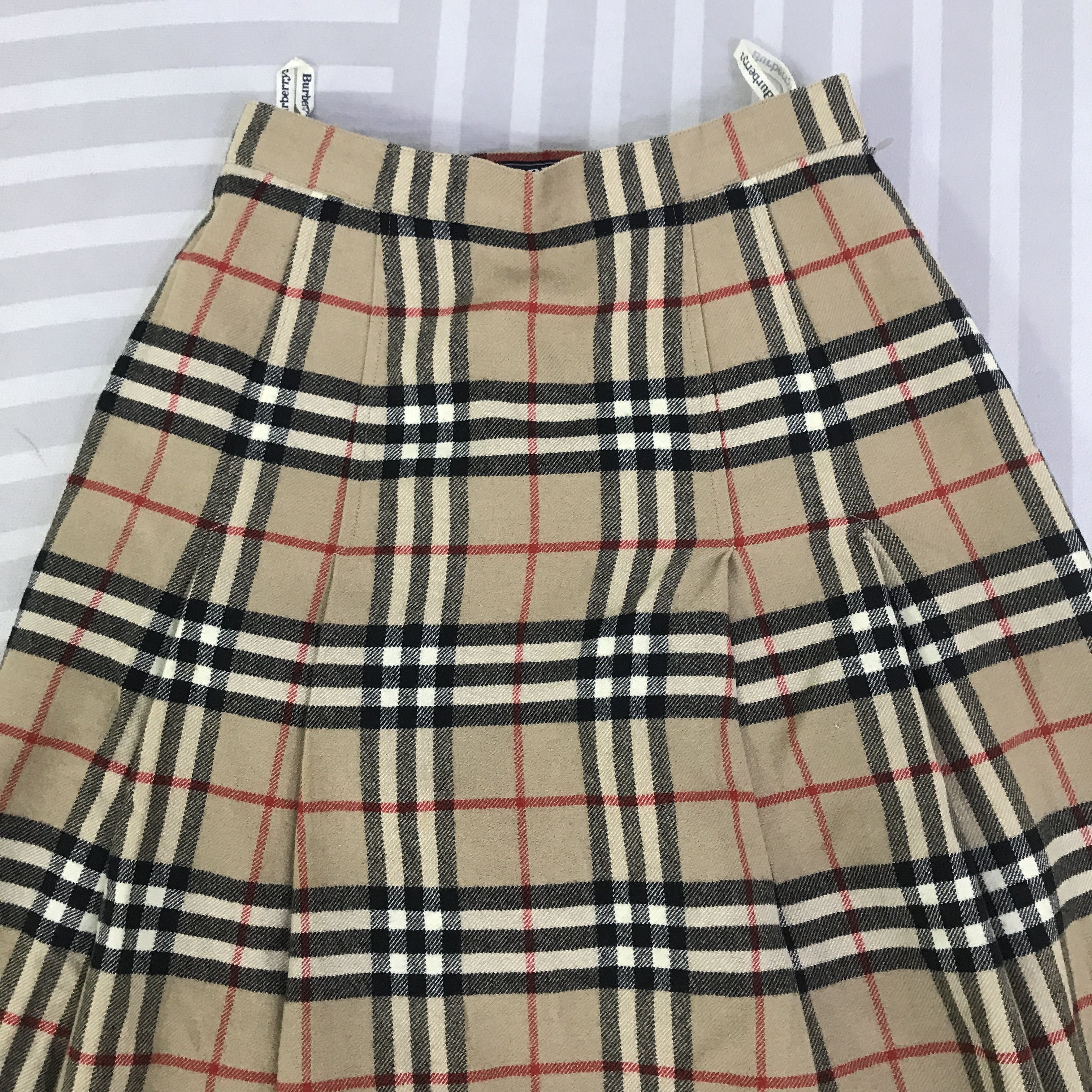 Burberry Vintage Burberry Skirt K130B19 Size 22" - 2 Thumbnail