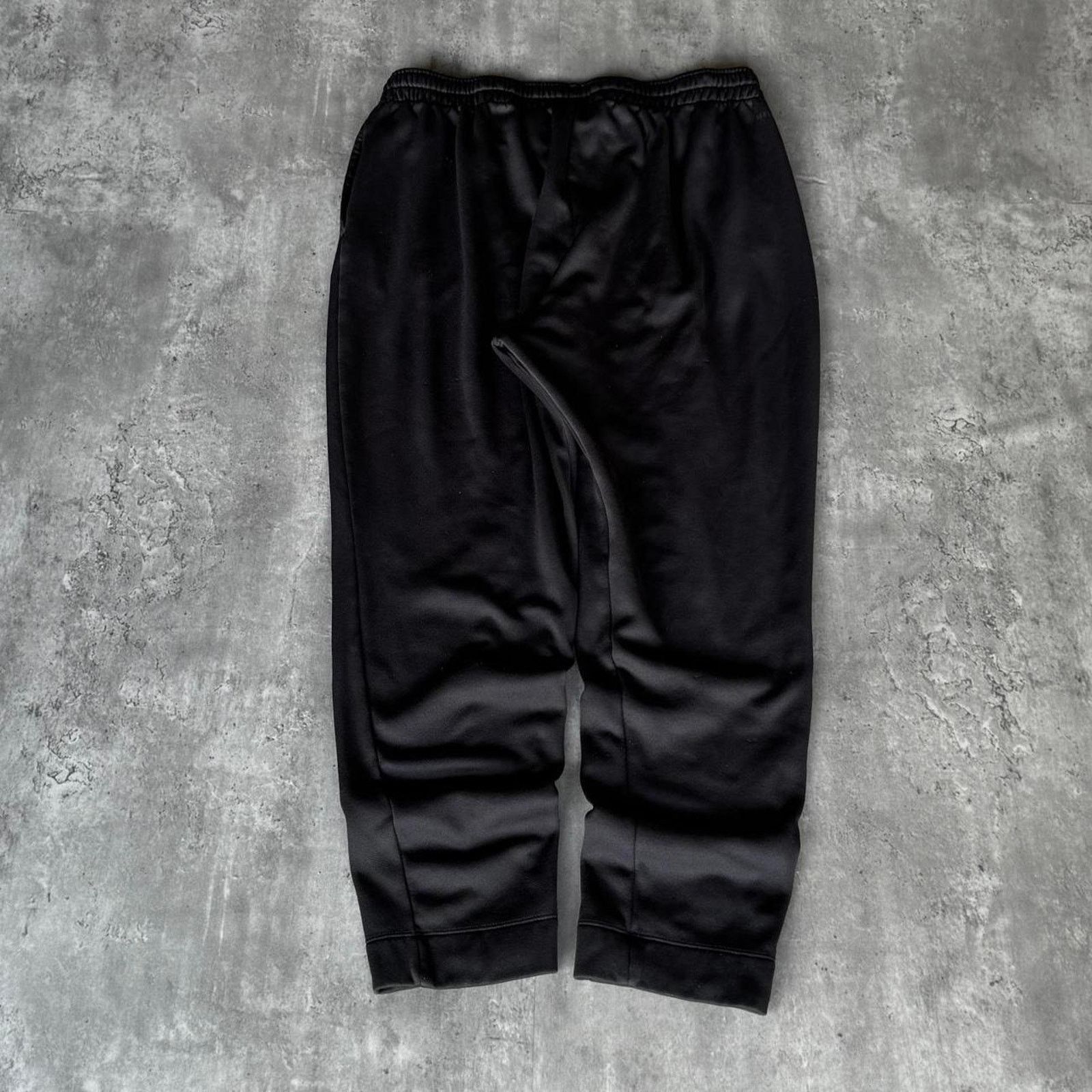 Adidas × Vintage Vintage Y2K Adidas Black Baggy Skater Essential Sweatpants Size US 34 / EU 50 - 2 Thumbnail