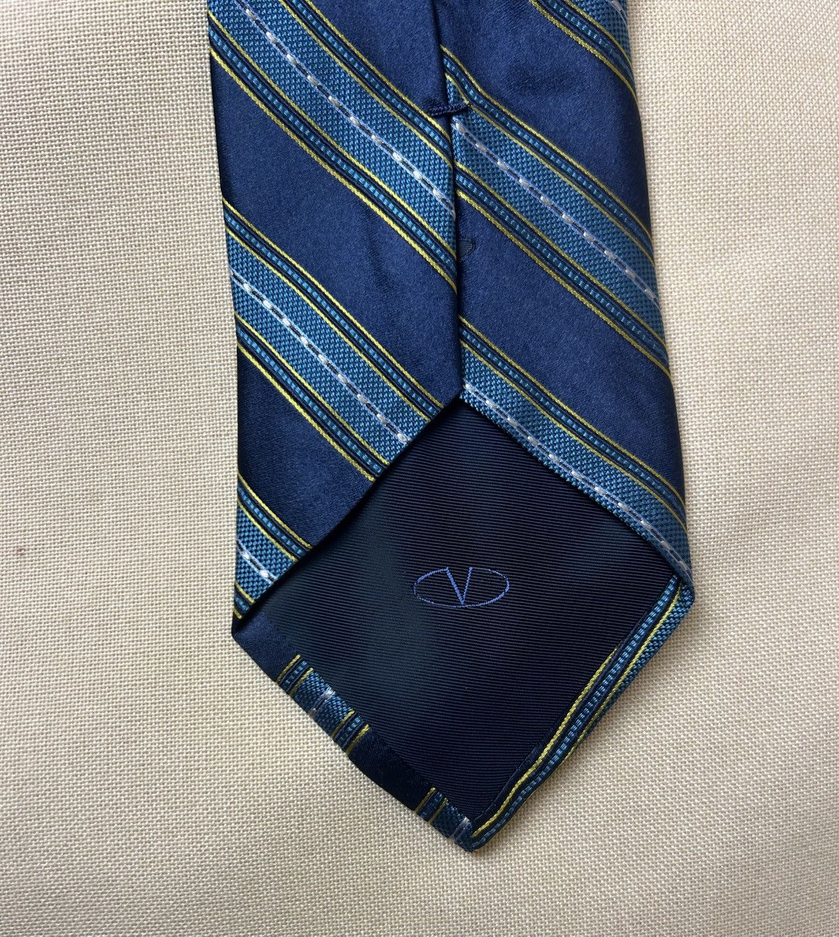 Valentino NWT Valentino blue navy striped Silk Mens Tie Size ONE SIZE - 6 Thumbnail