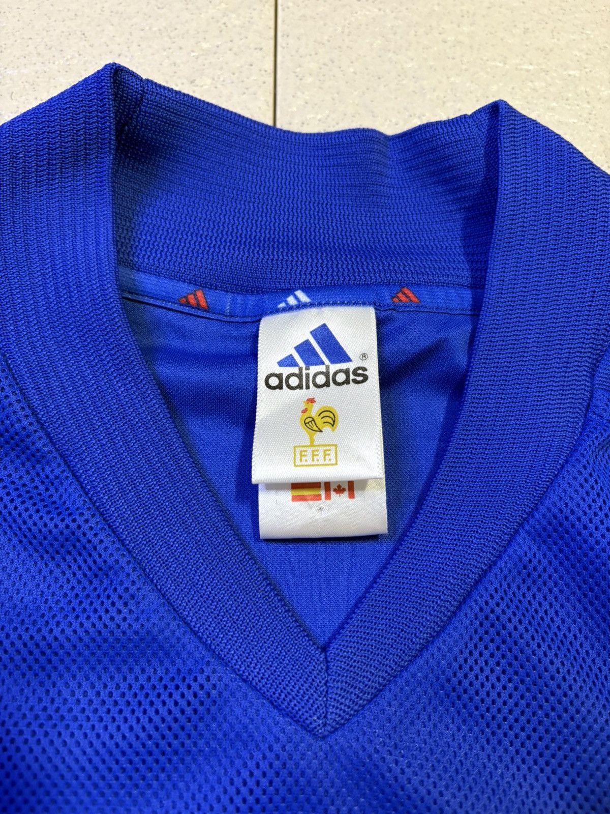 Adidas Vintage 2002-2004 Adidas France Home Football Soccer Jersey Size US L / EU 52-54 / 3 - 7 Thumbnail