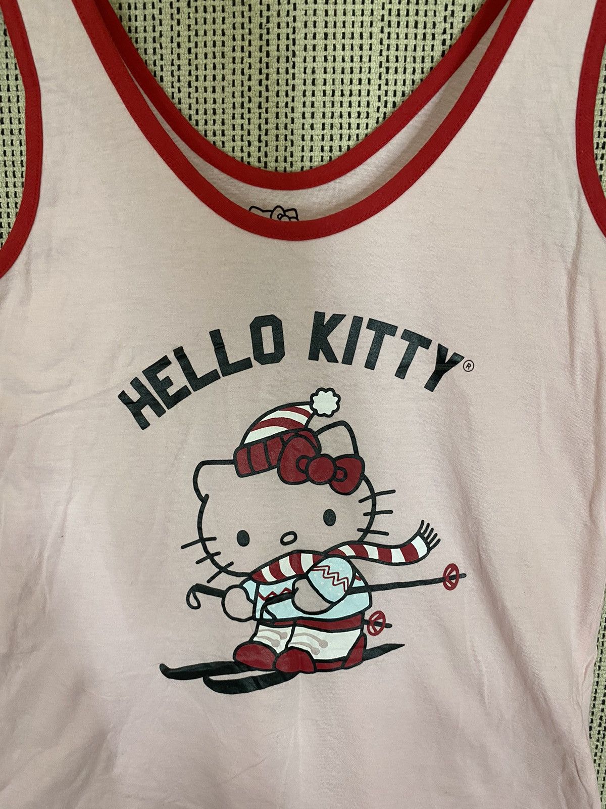 Anime × Japanese Brand ‼️SANRIO 2015 HELLO KITTY SKI TANKTOP ‼️ Size M / US 6-8 / IT 42-44 - 3 Thumbnail