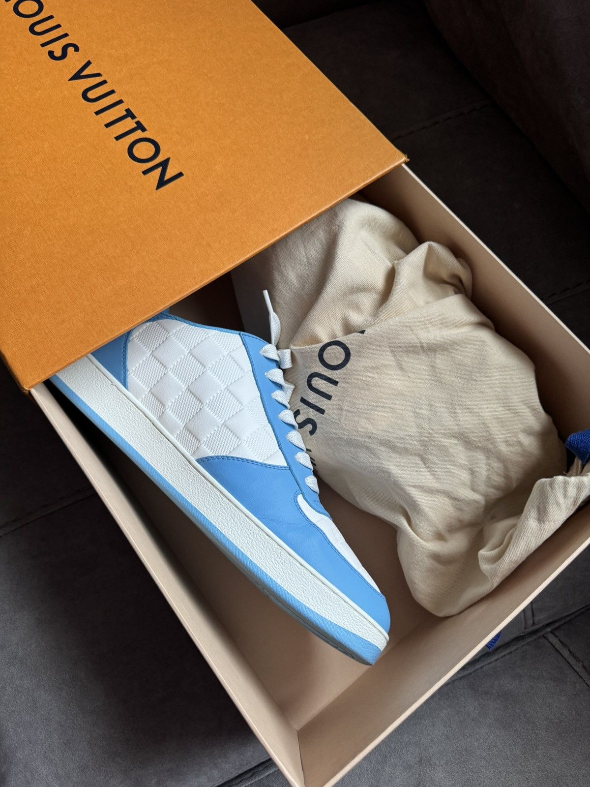 Louis Vuitton LOUIS VUITTON RIVOLI sneakers size UK7 1/2 see all photos!!! Size US 9 / EU 42 - 24 Thumbnail