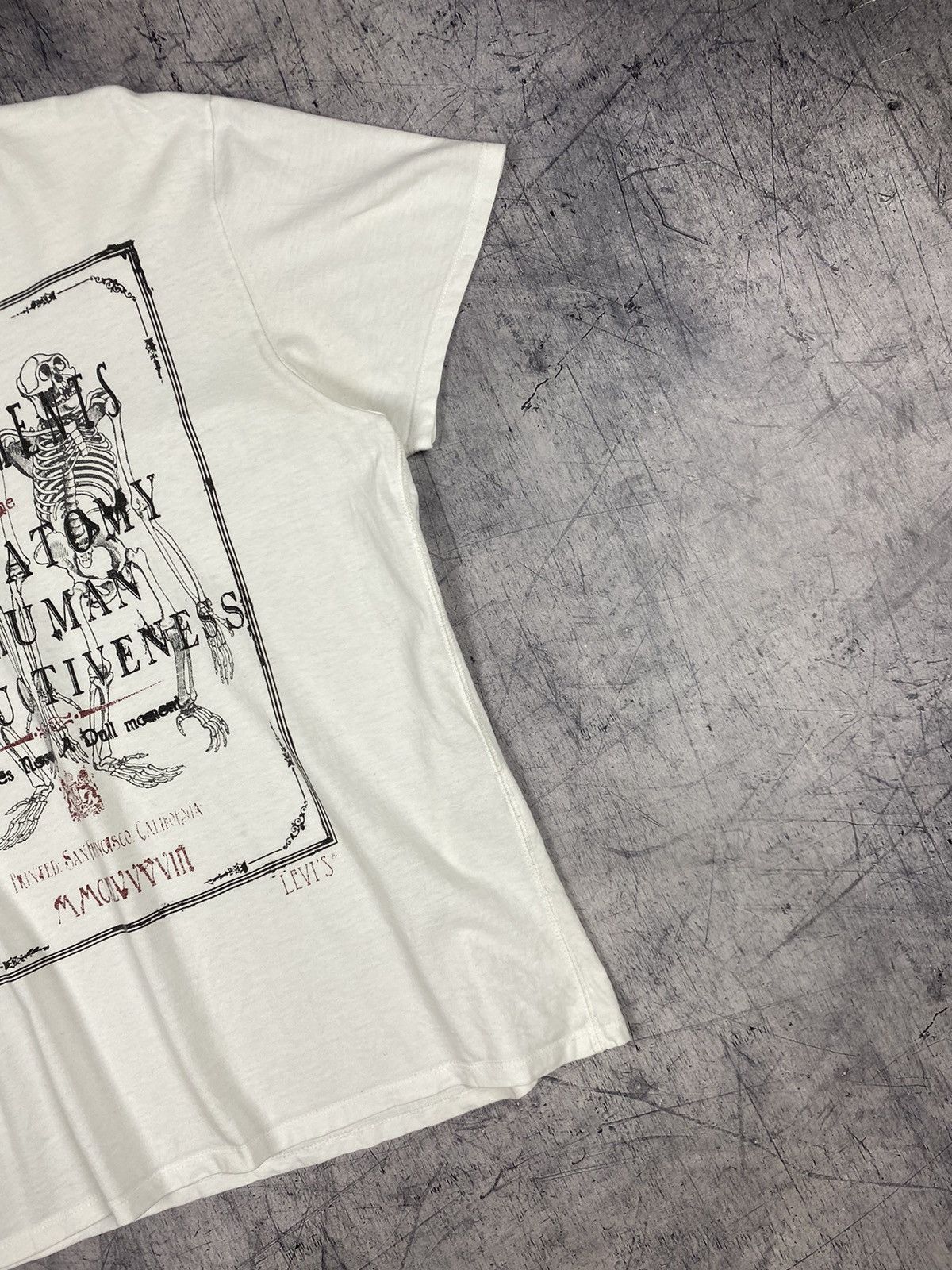 Levi's Levis Human Anatomy Tee T Shirt Size US L / EU 52-54 / 3 - 5 Thumbnail