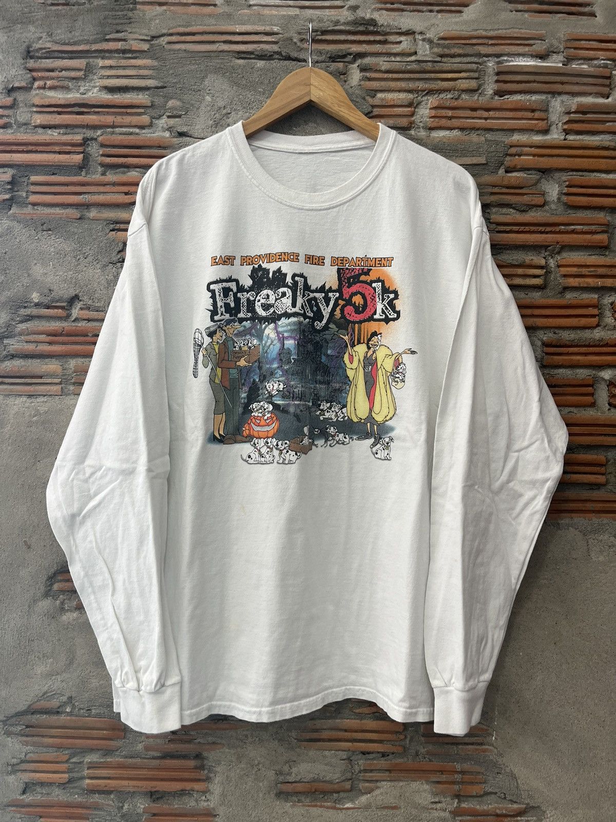 Disney EAST Providence Fire Department Freaky 5k Disney Shirt Size US XL / EU 56 / 4 - 2 Thumbnail