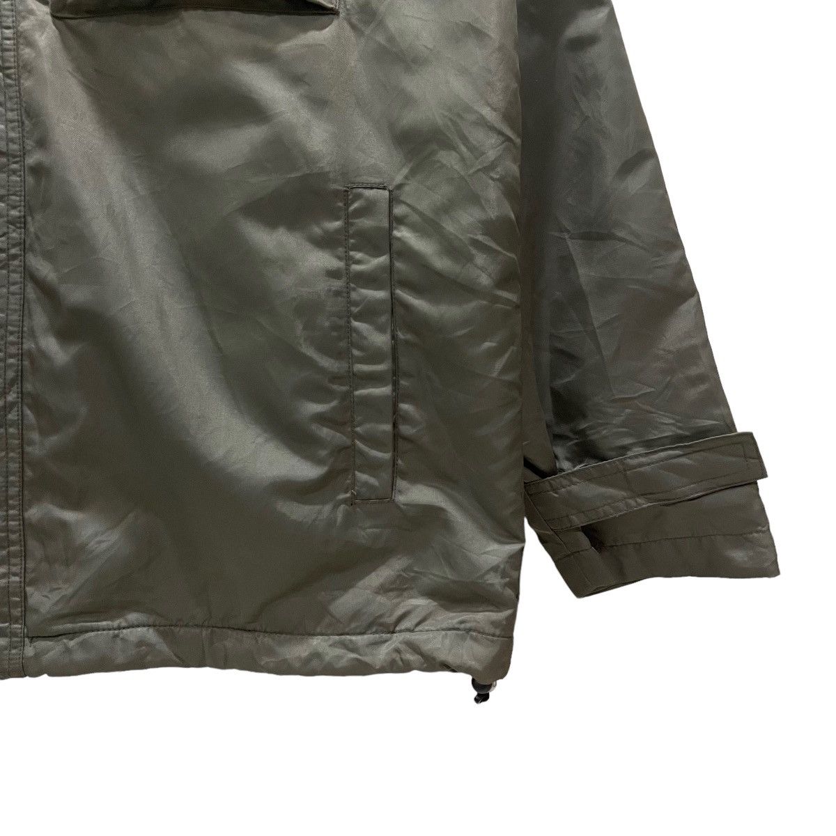 Airwalk Vintage Airwalk Military Hoodie Bomber Jacket Size US M / EU 48-50 / 2 - 7 Thumbnail