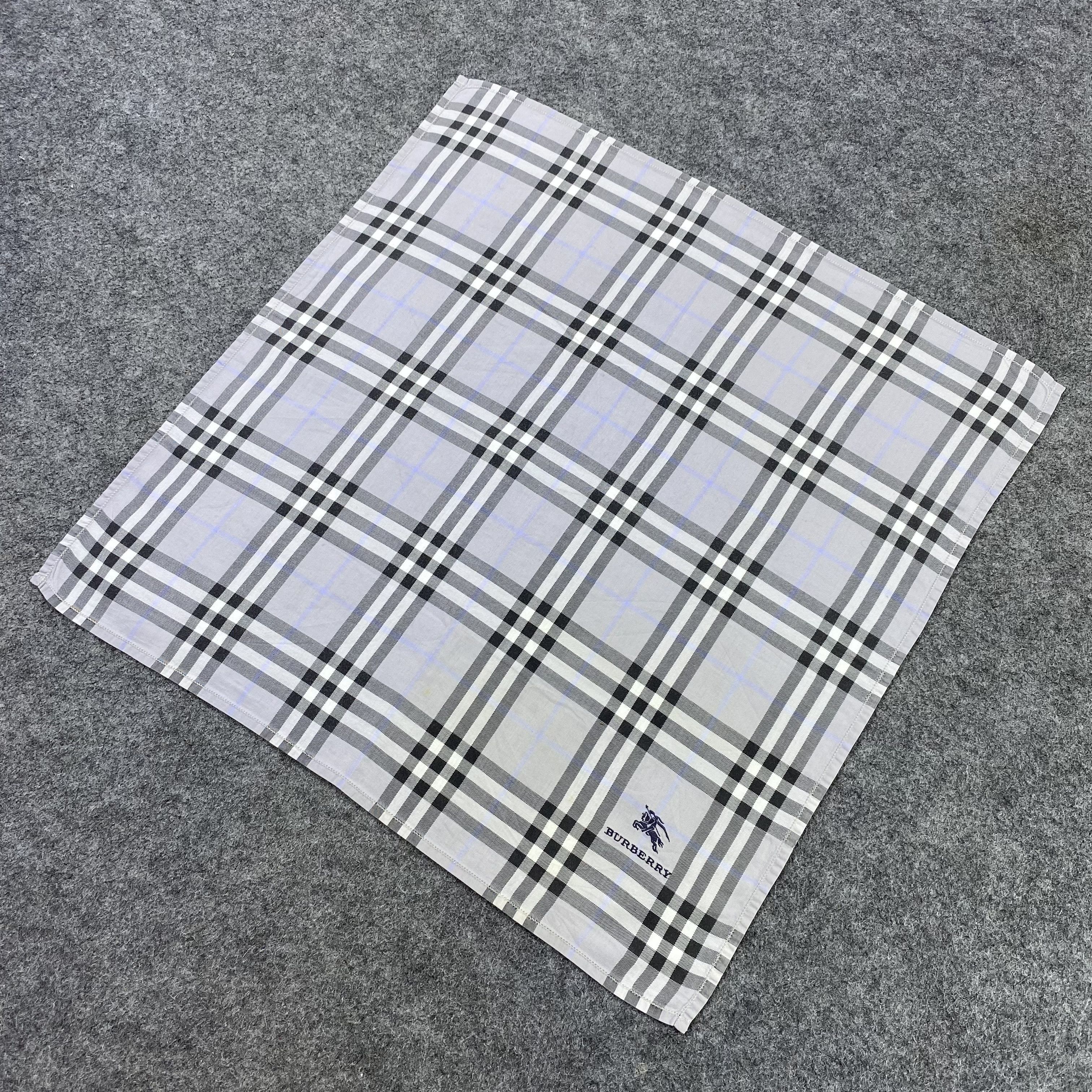 Burberry Burberry Handkerchief Neckerchief Bandana-B1696 Size ONE SIZE - 4 Thumbnail