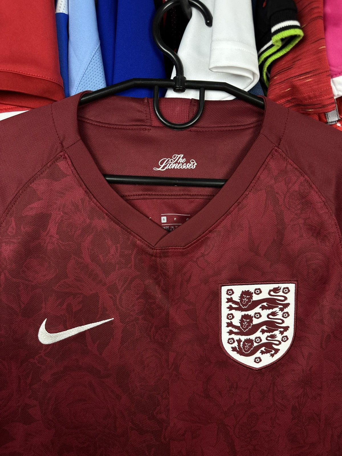 Nike NIKE ENGLAND 2019 FOOTBALL SHIRT SOCCER JERSEY BV8048-677 Size US S / EU 44-46 / 1 - 4 Thumbnail