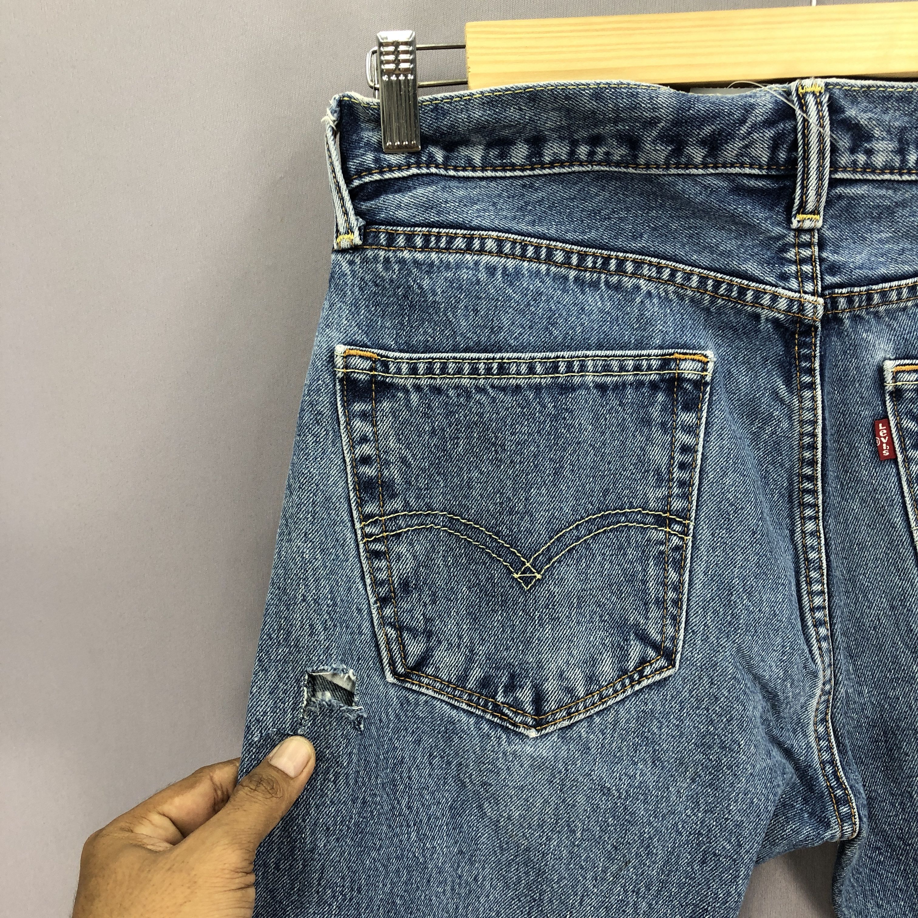Levi's Vintage Levis Stone Wash Jeans Levi's 505 Faded Denim Size US 32 / EU 48 - 8 Thumbnail