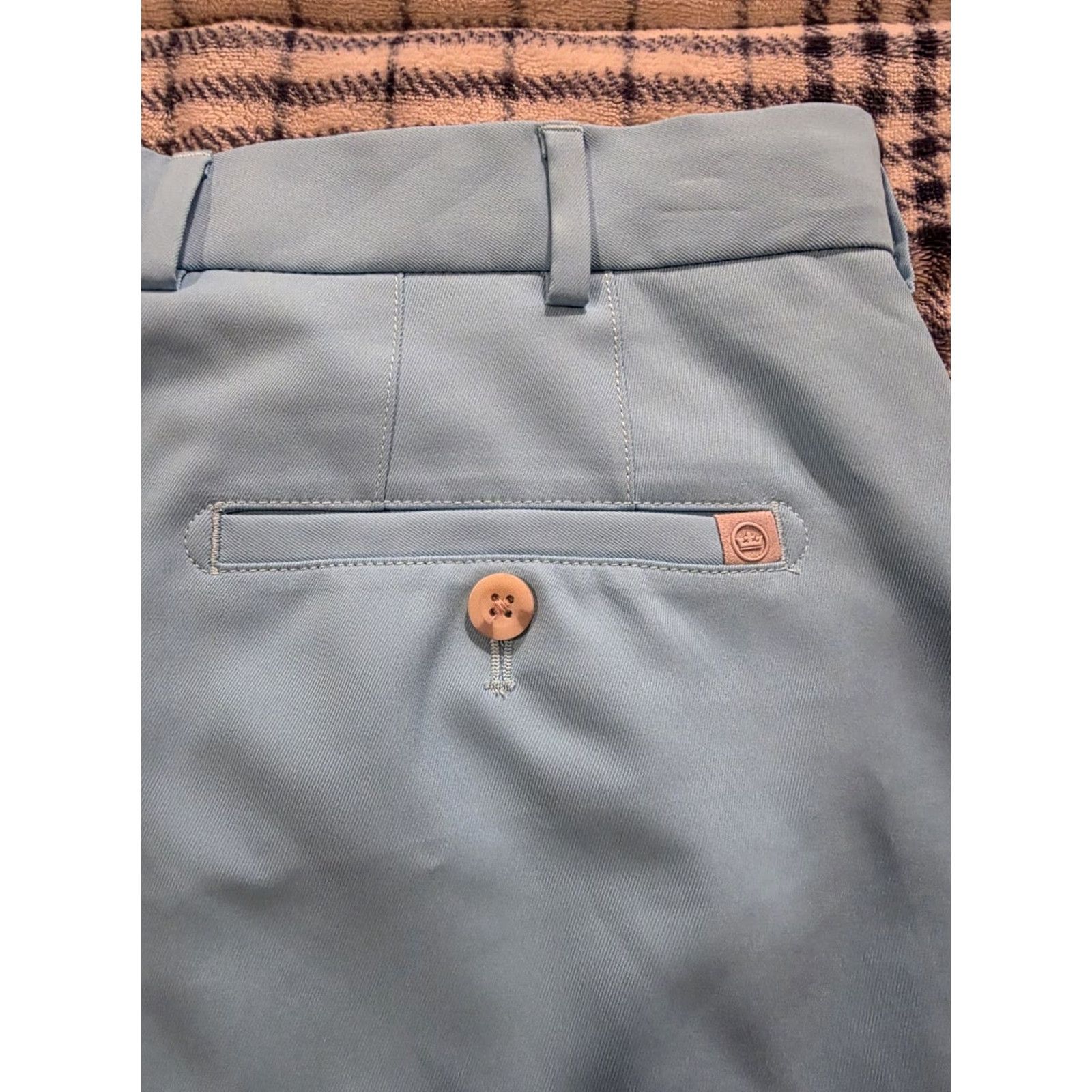 Peter Millar Peter Millar Salem Performance Golf Shorts Light Blue Men's 34 9 Inseam Flat Front Zip Pockets Stretch Chino Shorts Casual Summer 9" Inseam Mens Size US 34 / EU 50 - 3 Thumbnail