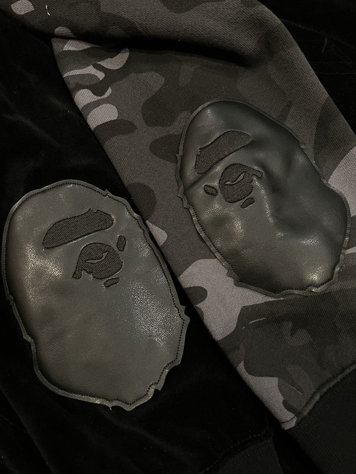 Bape × Mastermind Japan A Bathing Ape x Mastermind Japan Skull Full Zip Shark Hoodie Size US L / EU 52-54 / 3 - 4 Thumbnail