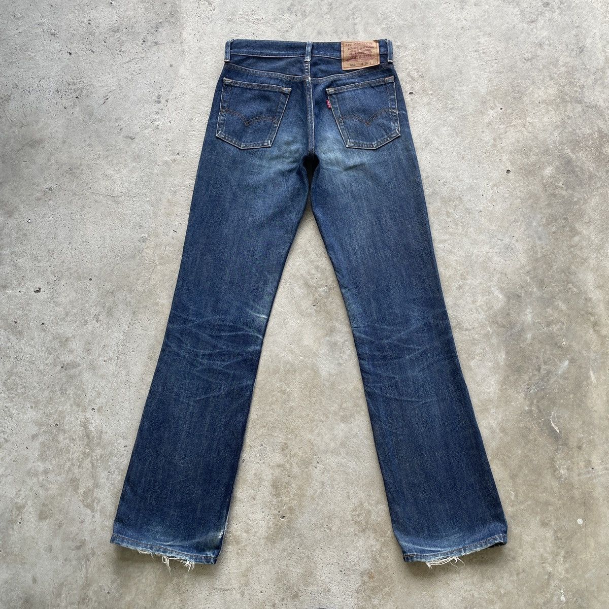 Levi's Vintage Clothing Vintage Levi’s 553 Faded FLARE Distressed BOOTCUT Jeans Pant Size US 28 / EU 44 - 14 Thumbnail