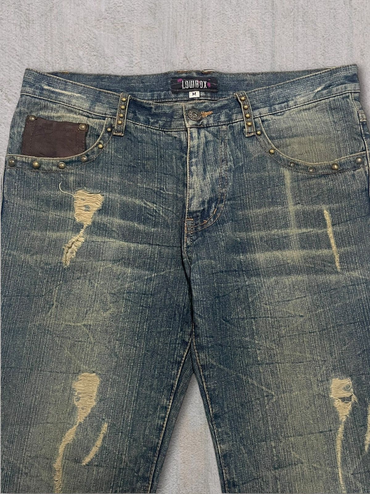 LOWBOX Vintage Lowbox Bondage Rivet Distressed Mudwash Flare Jeans Size US 32 / EU 48 - 2 Thumbnail