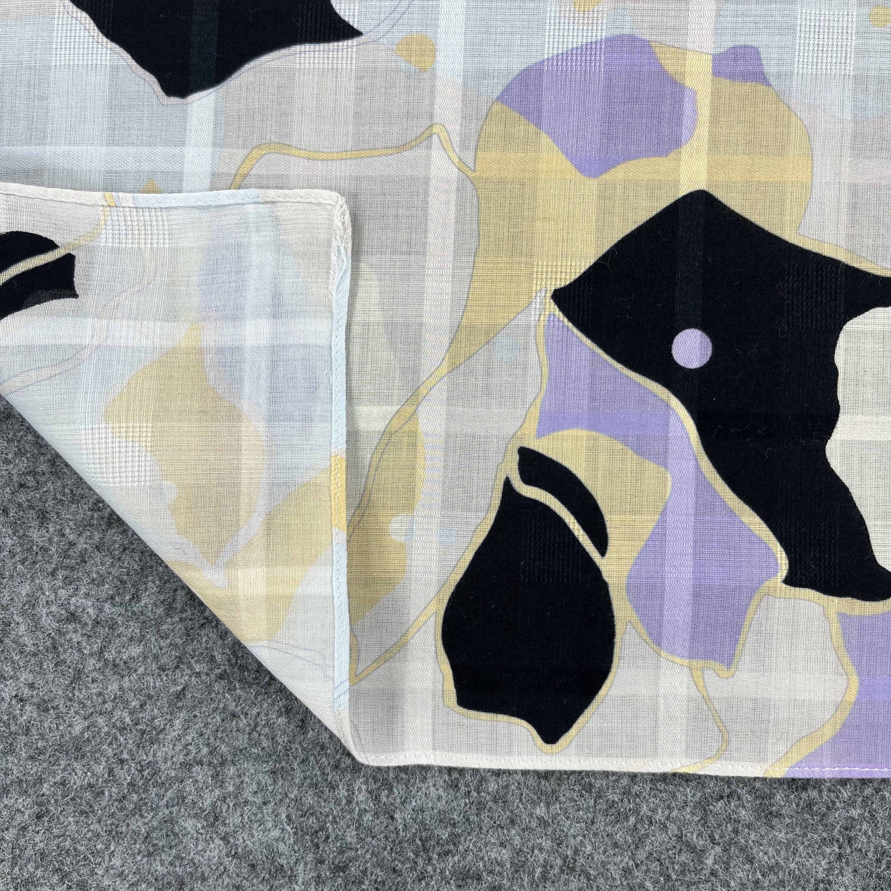 Katharine Hamnett London Katharine Hamnett Handkerchief / Bandana / Neckerchief B788 Size ONE SIZE - 7 Thumbnail