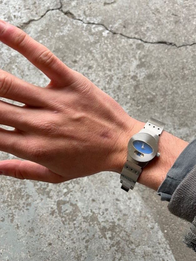 Other Y2K Storm mini blue metal watch Size ONE SIZE - 2 Thumbnail