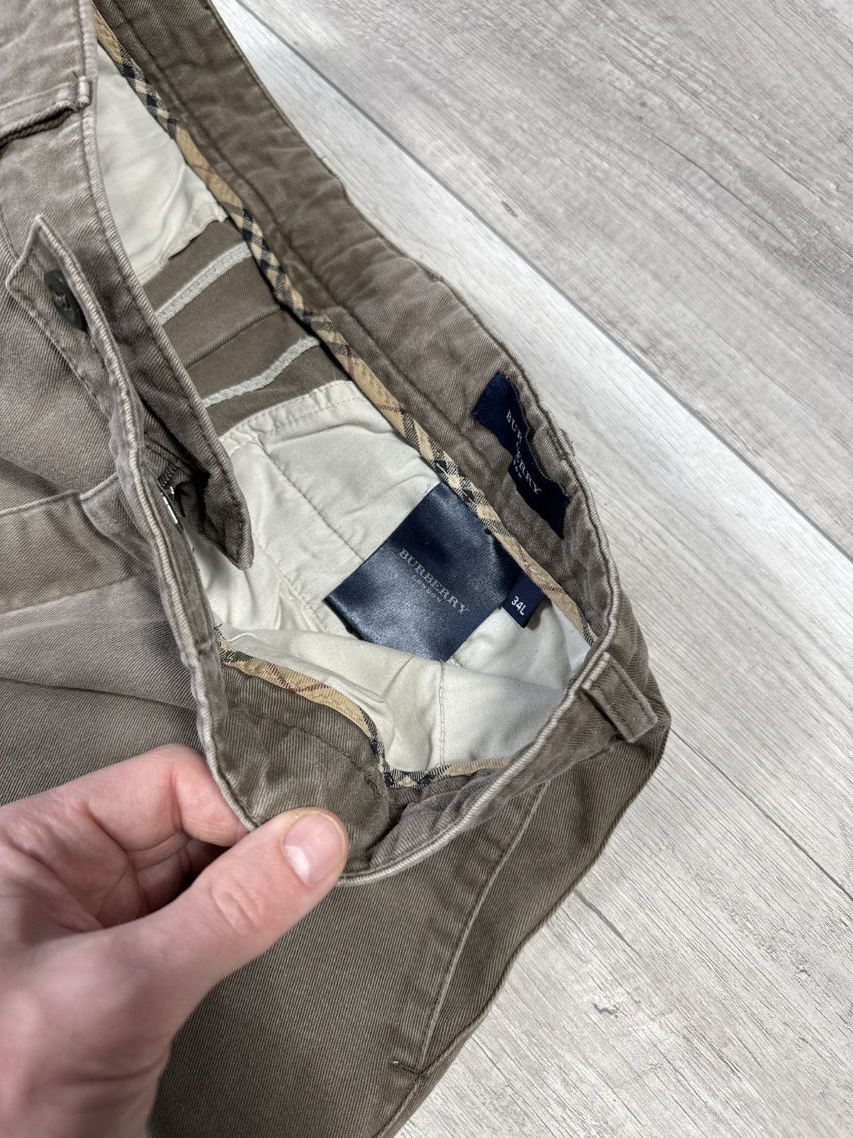 Burberry Burberry London Classic Sand Chinos Pants Trousers Size US 34 / EU 50 - 6 Thumbnail