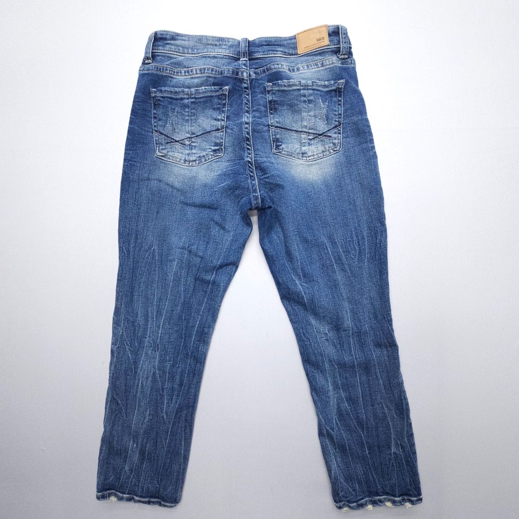 Vintage Buckle Gabby Curvy Fit High Rise Crop Jeans Size 27 Dark Wash Denim Women Buckle Bke 5-Pocket Cropped Modern Southwestern Blue Jeans Womens Size 27" / US 4 / IT 40 - 2 Thumbnail