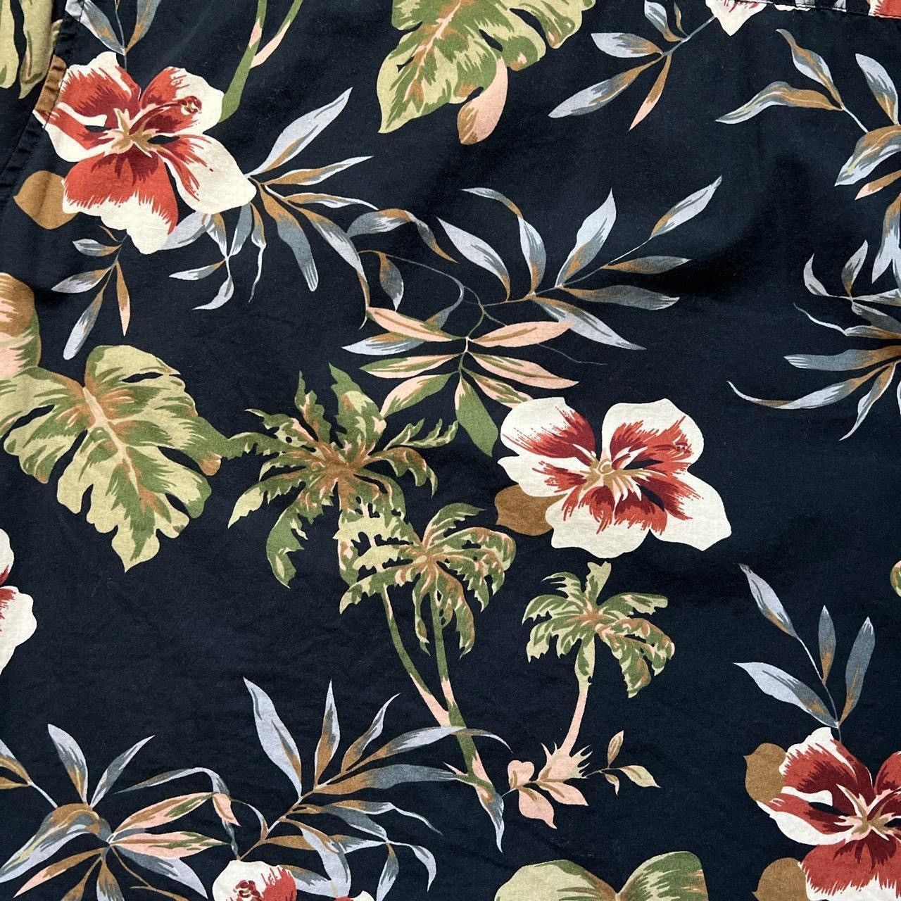 Other Forever 21 Floral Button Down Size US M / EU 48-50 / 2 - 3 Thumbnail