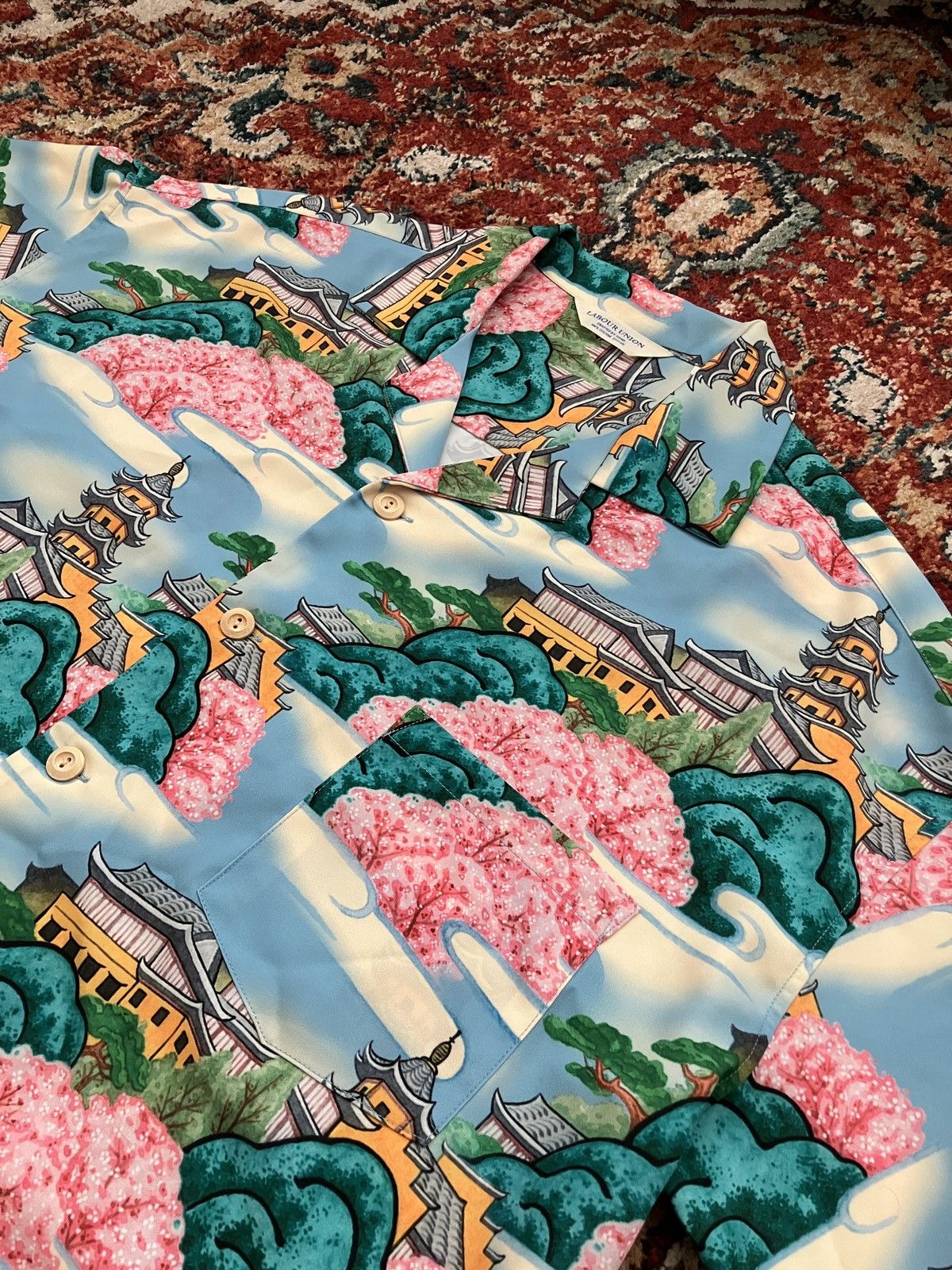 Other Labour Union Temple Painting Aloha Shirt Size M Size US M / EU 48-50 / 2 - 3 Thumbnail