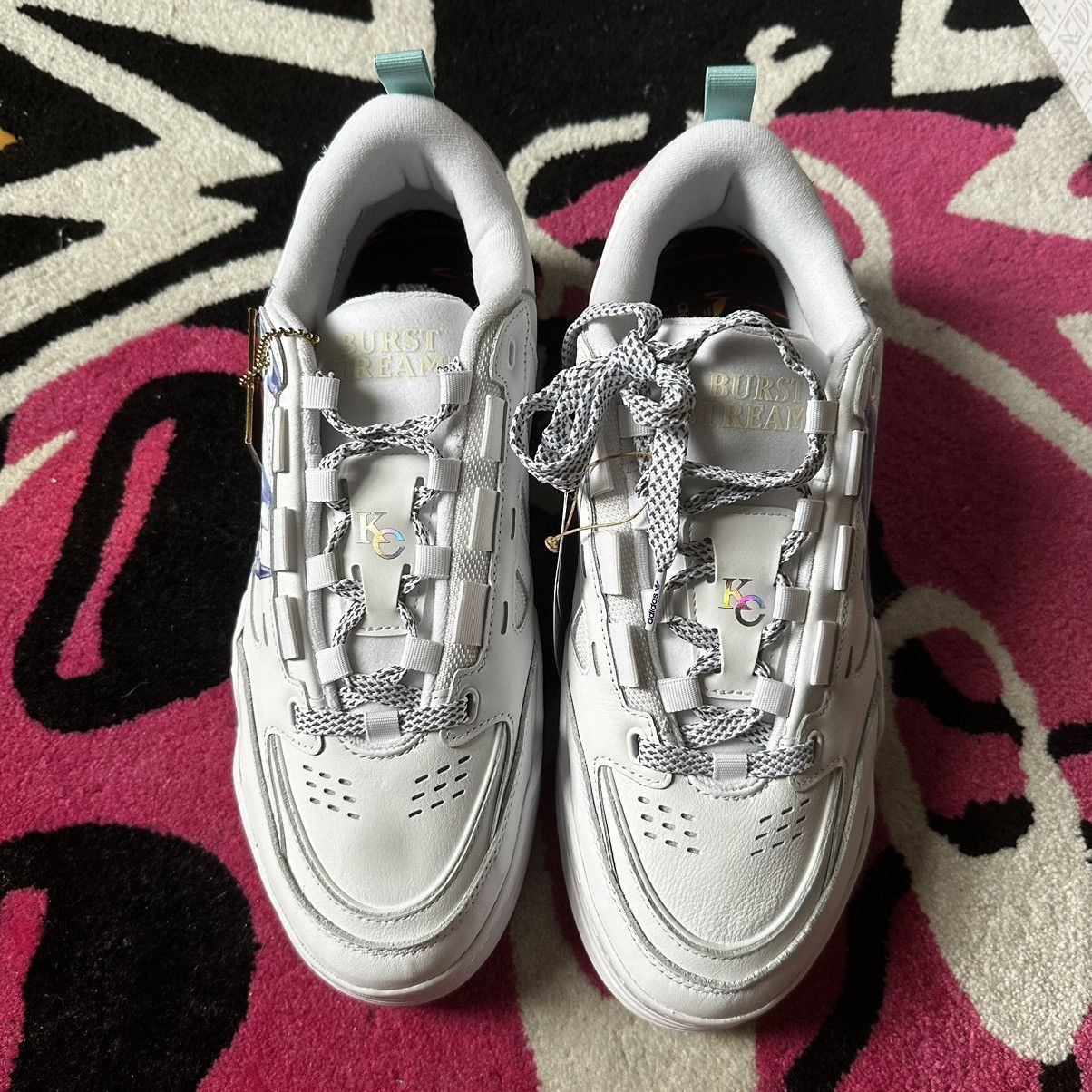 Adidas adidas ADI2000 Yu-Gi-Oh! Blue Eyes White Dragon Size US 11 / EU 44 - 5 Thumbnail