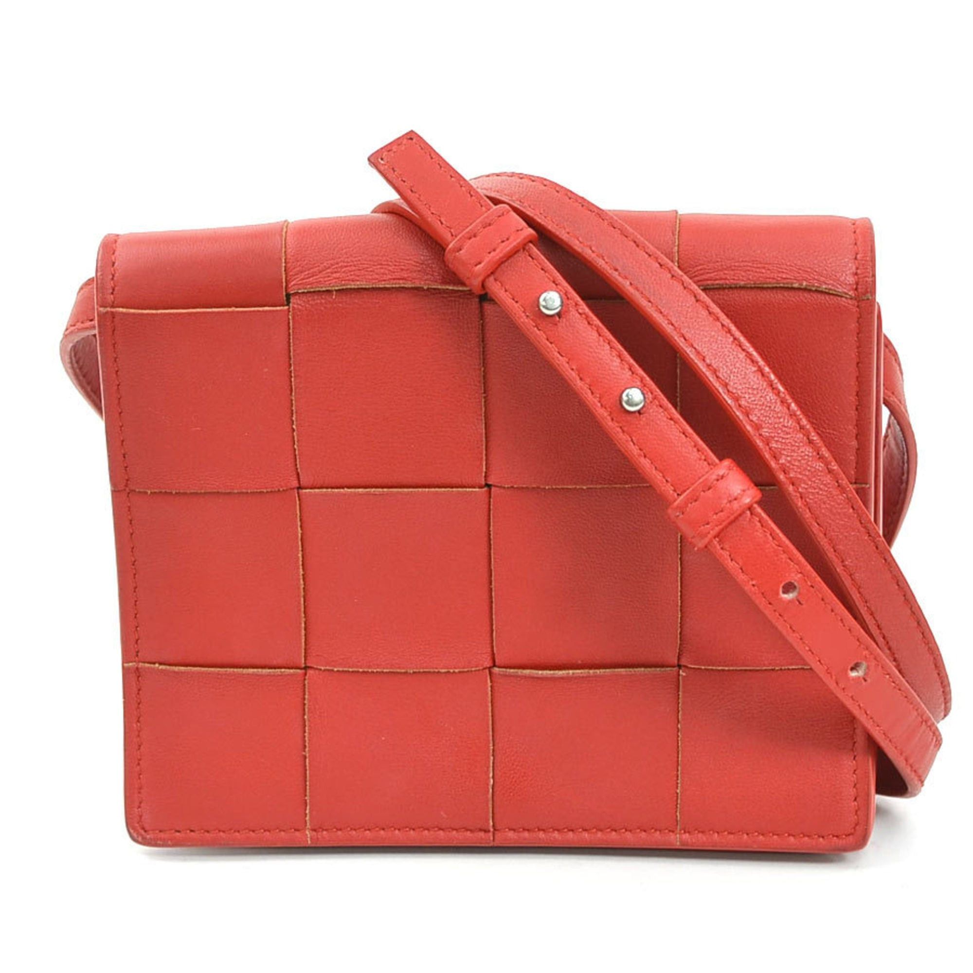 Bottega Veneta Bottega Veneta Maxi Intrecciato Leather Shoulder Bag in Red for Women, Free Shipping, h31423g Size ONE SIZE - 1 Thumbnail