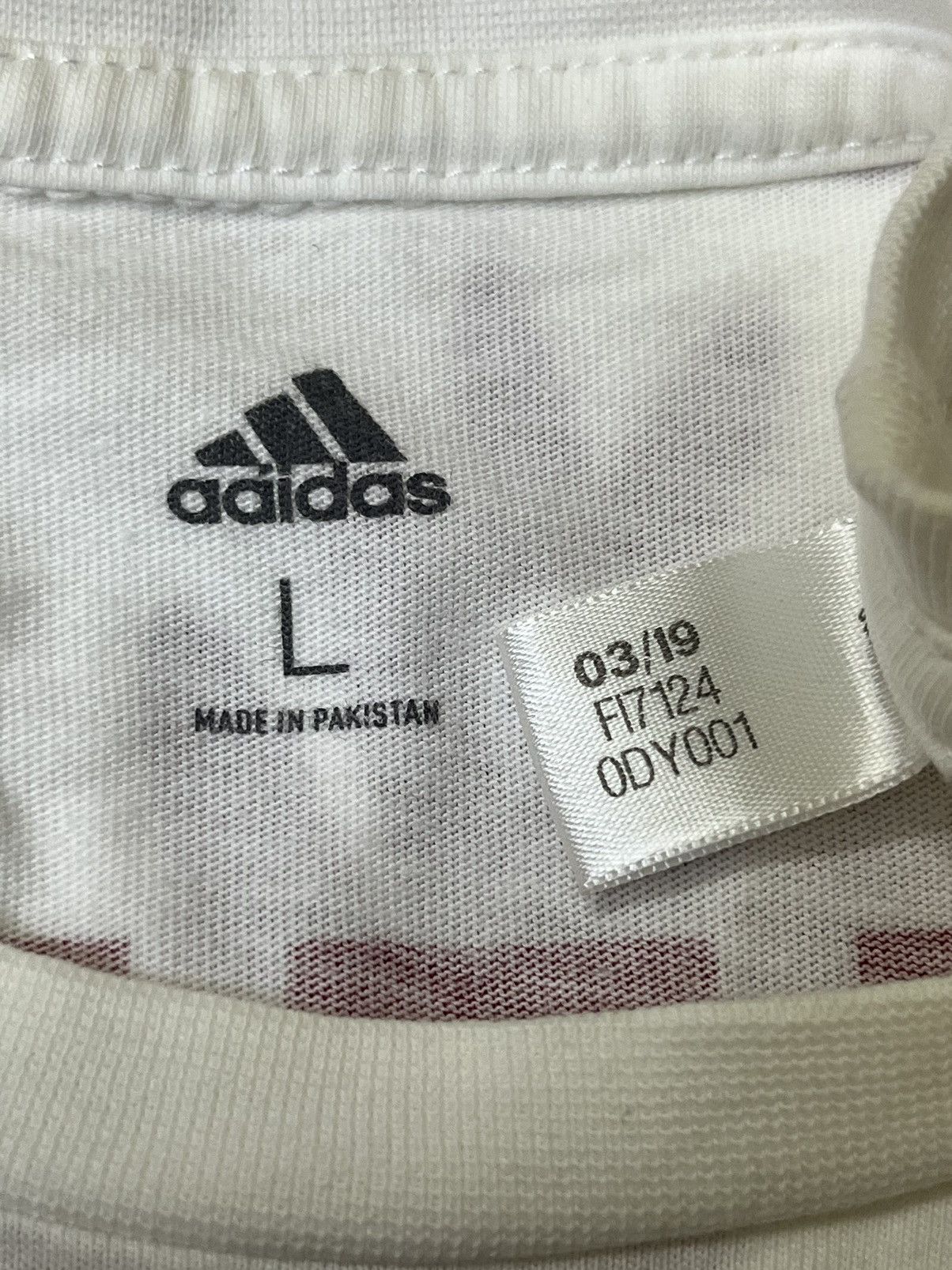 Adidas ICONIC🔥ADIDAS PREDATOR 2019 TEE SHIRT Size US L / EU 52-54 / 3 - 11 Thumbnail