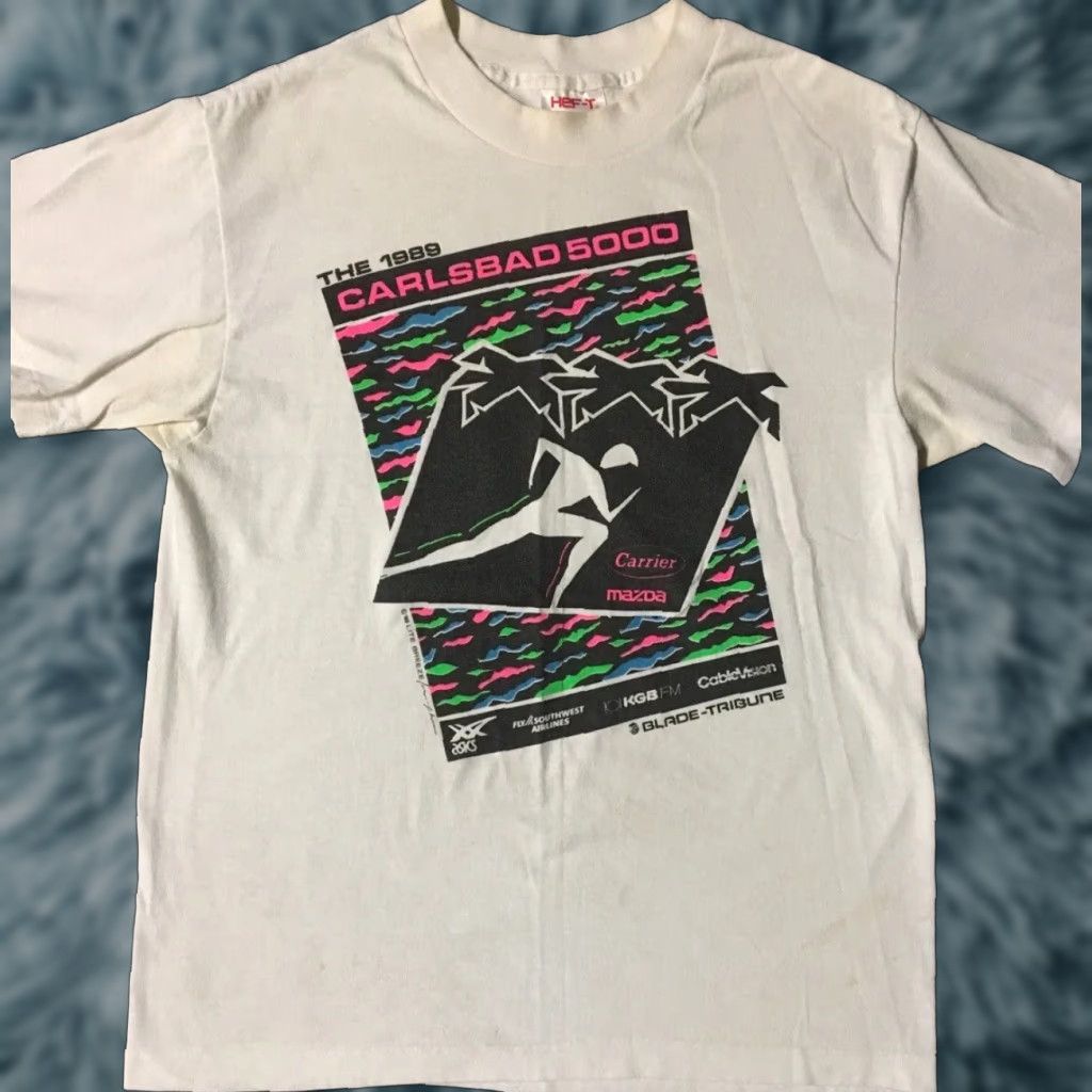 Vintage VINTAGE Carlsbad 5000 Faded Distress Marathon Shirt M White 90s Grunge Surf Beach OC California USA Running Track & Field College Hemp? Size US M / EU 48-50 / 2 - 1 Thumbnail