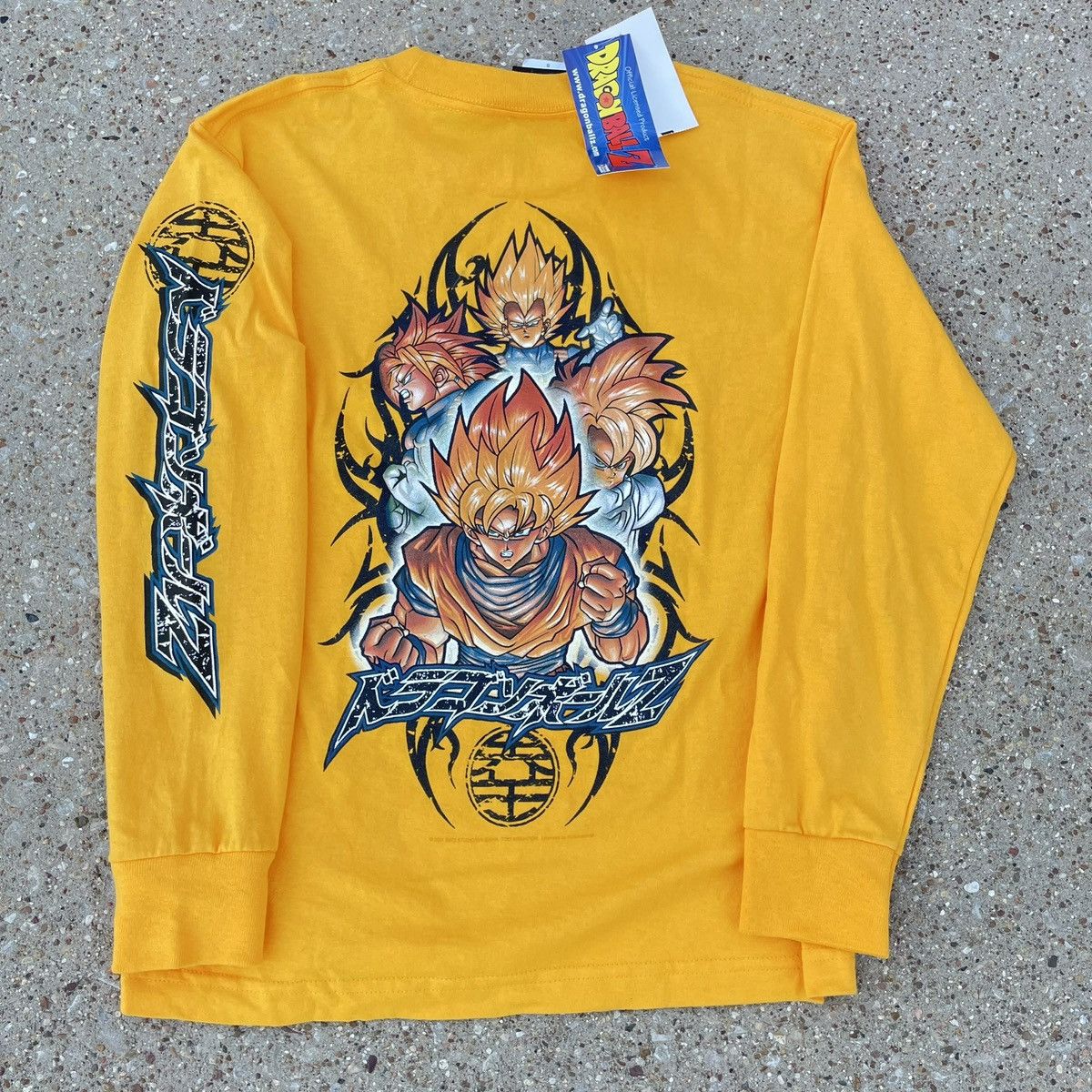Other Dragon Ball Z Goku Super Saiyan Long Sleeve Tee Kids S NWT Size US XXS / EU 40 - 1 Thumbnail