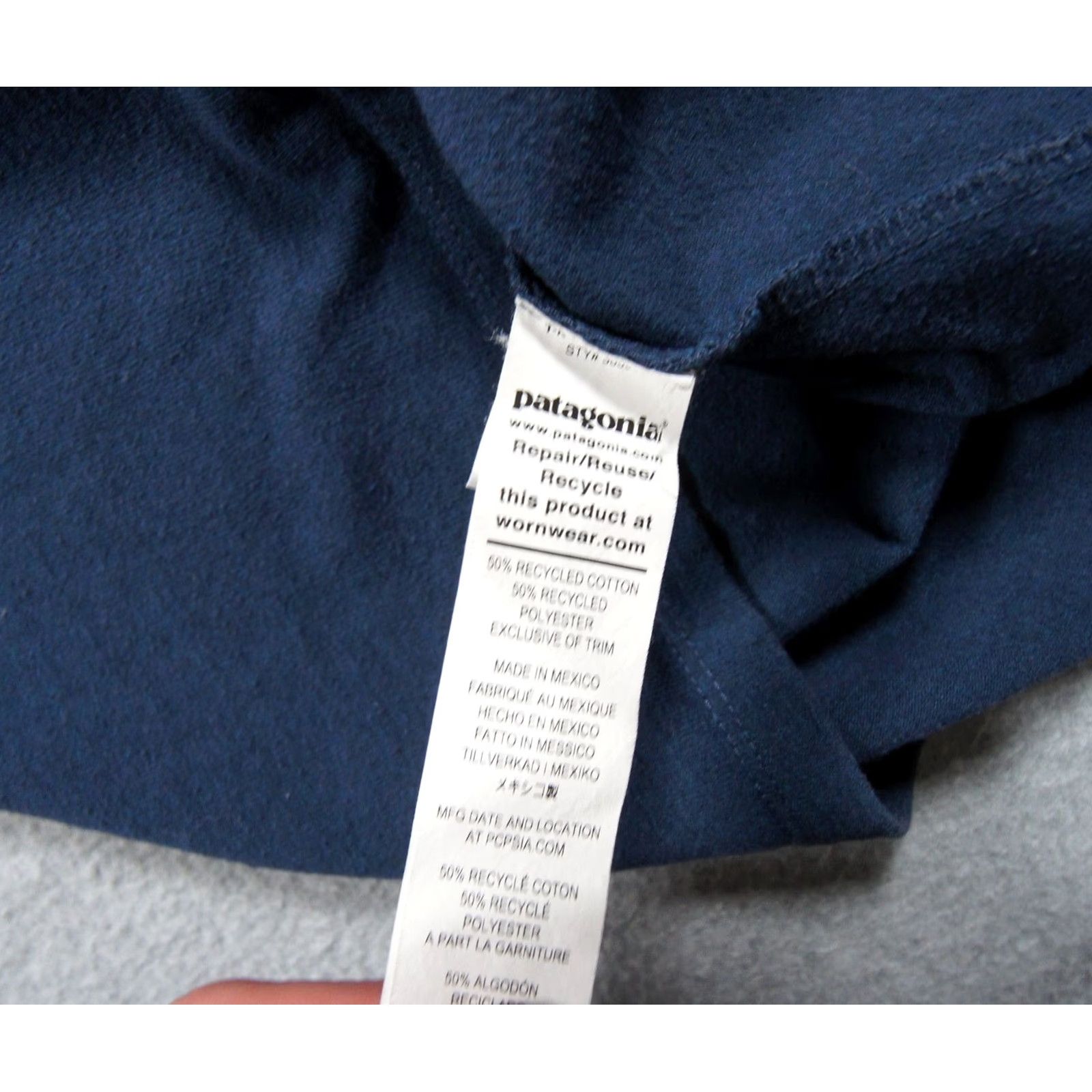 Patagonia Patagonia Shirt Mens Small Blue Graphic Tee Short Sleeve Crewneck Outdoors Shirt Mens Small Blue Graphic Tee Crewneck Outdoors Size US S / EU 44-46 / 1 - 6 Thumbnail