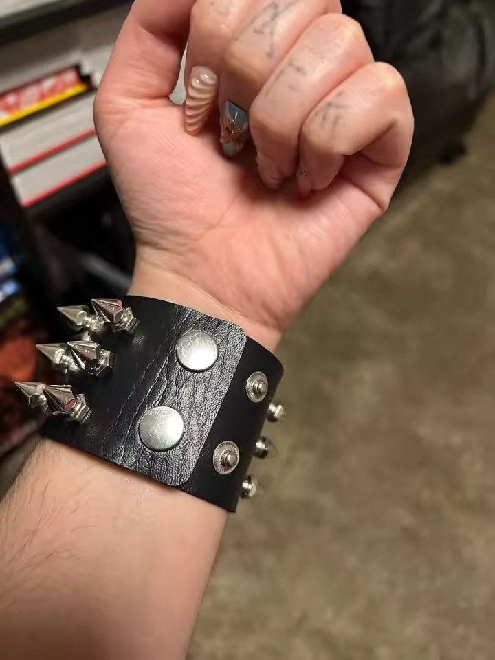 Jewelry Spike Strap Bracelet Gothic Demon Soul Horror Jewelry Size ONE SIZE - 2 Thumbnail