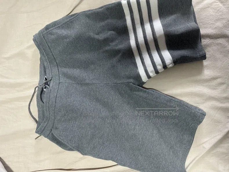 Thom Browne Thom Browne size 1 Striped sport shorts Size US 39 - 3 Thumbnail