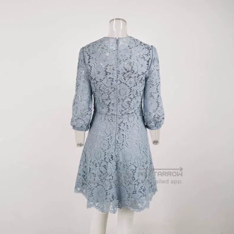 Valentino Valentino Blue lace dress Size S / US 4 / IT 40 - 6 Thumbnail