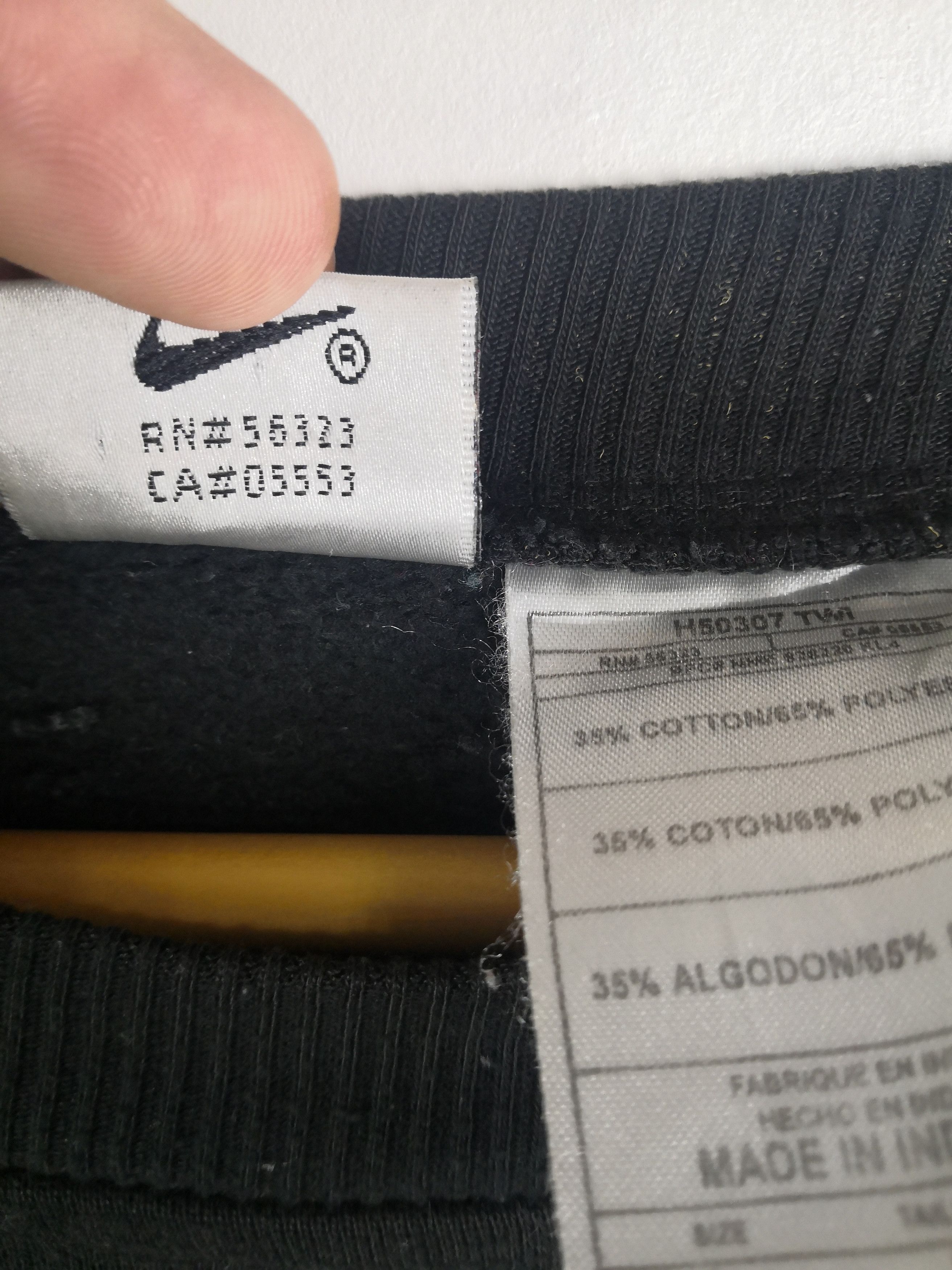 Nike Vintage 90s Nike Sweatshirt Big Logo Embroidery Sweater Size US L / EU 52-54 / 3 - 6 Thumbnail