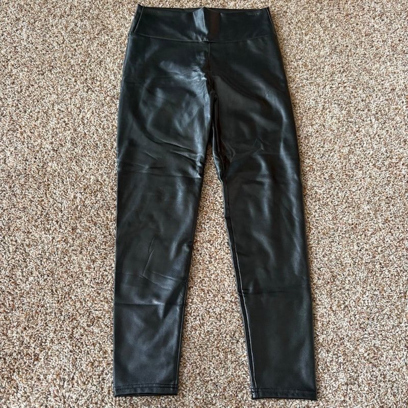 Other Unbranded Black Faux Leather High Waist Leggings sz Medium Size 28" / US 6 / IT 42 - 1 Thumbnail