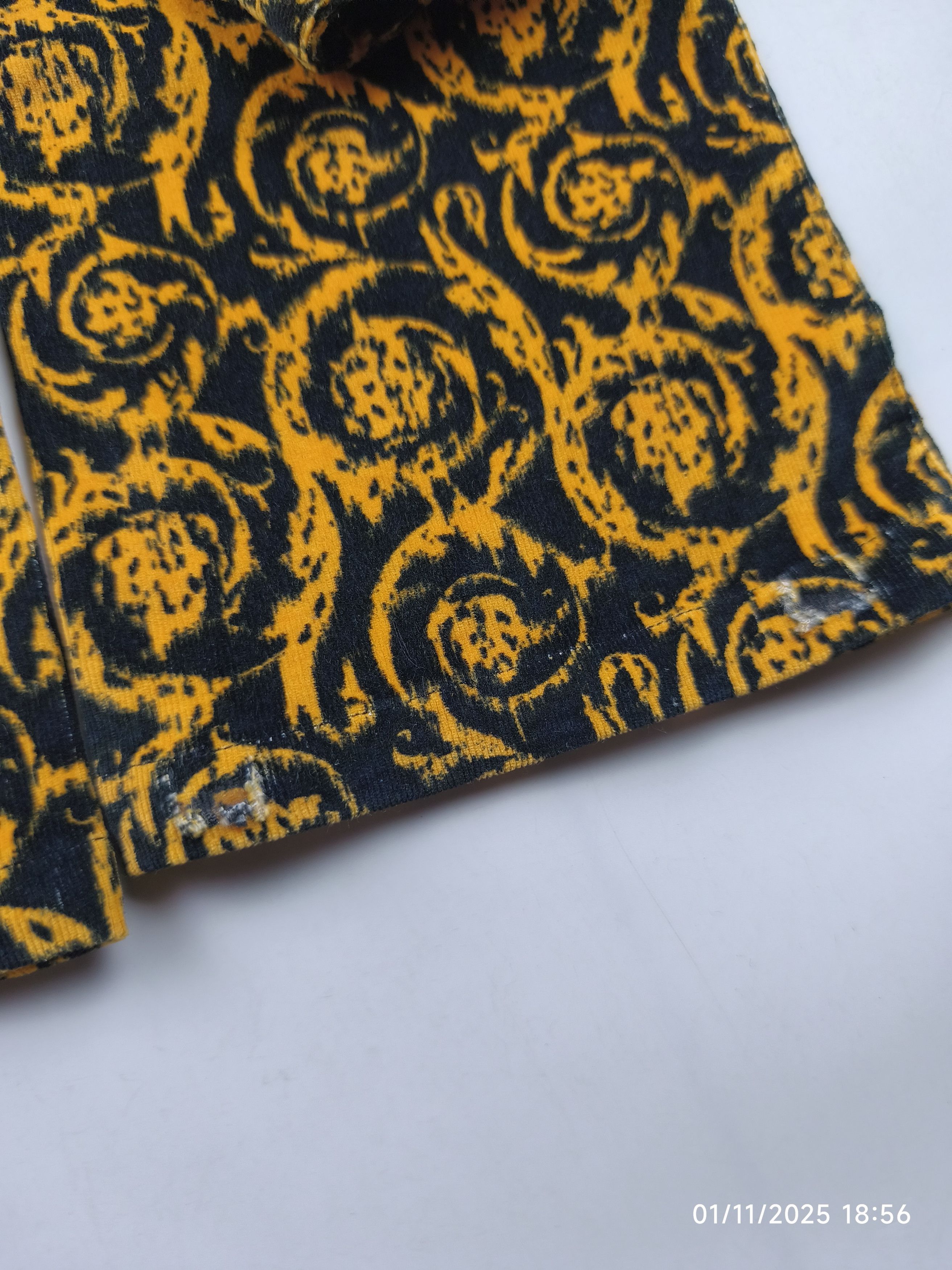 Versace Versace classic baroque pattern corduroy pants Size 28" / US 6 / IT 42 - 16 Thumbnail