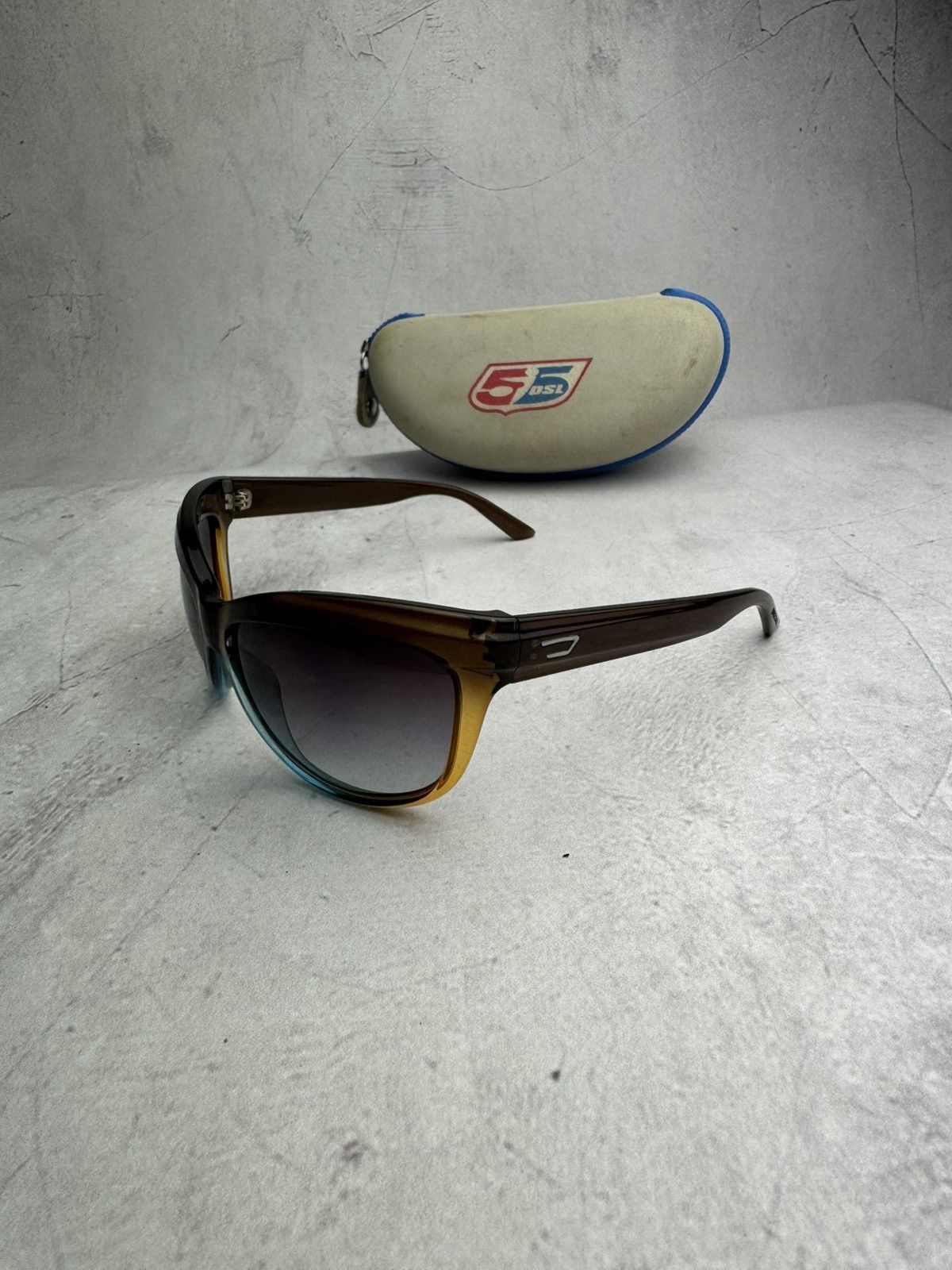 Diesel Sunglasses Vintage Eyewear Logo Y2K Case