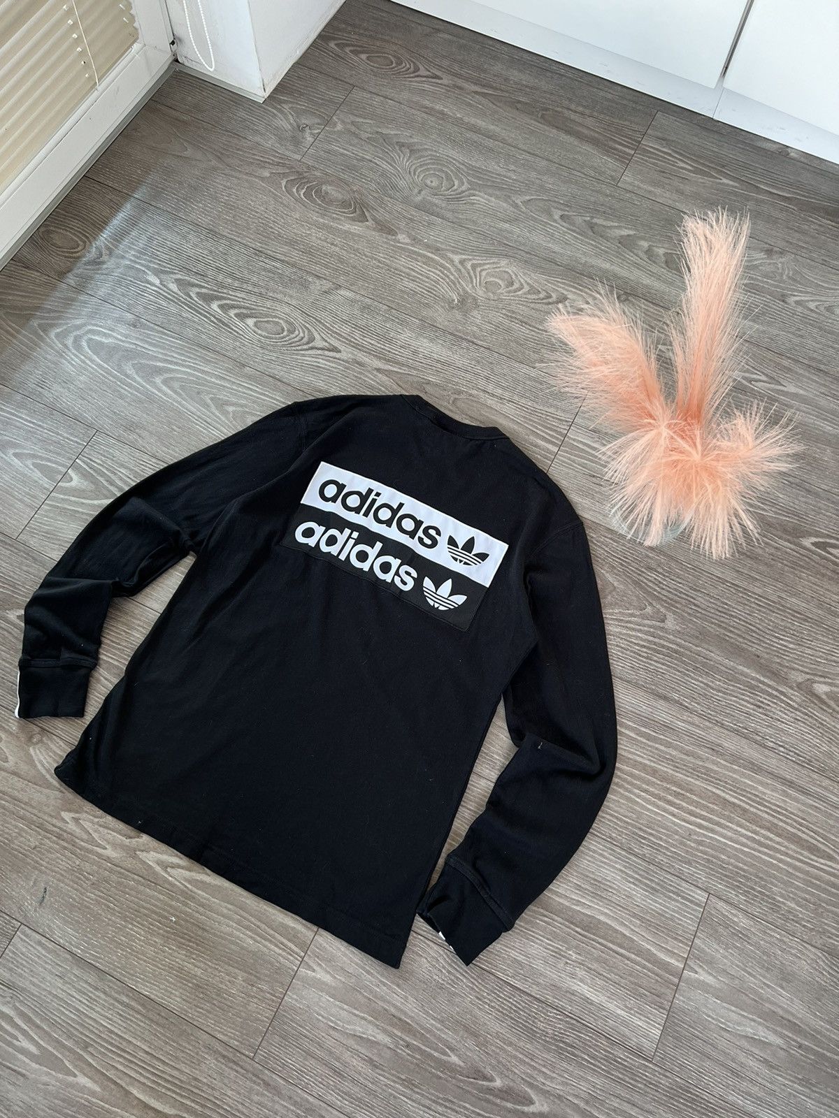 Adidas ‼️Adidas Central Big Logo Back Three Stripes Long Sleeve Tee‼️ Size US S / EU 44-46 / 1 - 13 Thumbnail